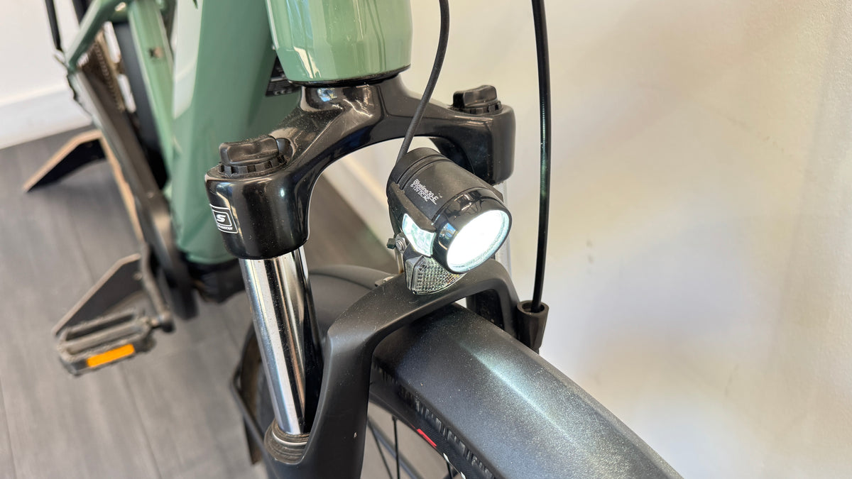 Moustache Samedi 27 Xroad LARGE Bosch Active Line Plus 400Wh Excellent Condition - Green