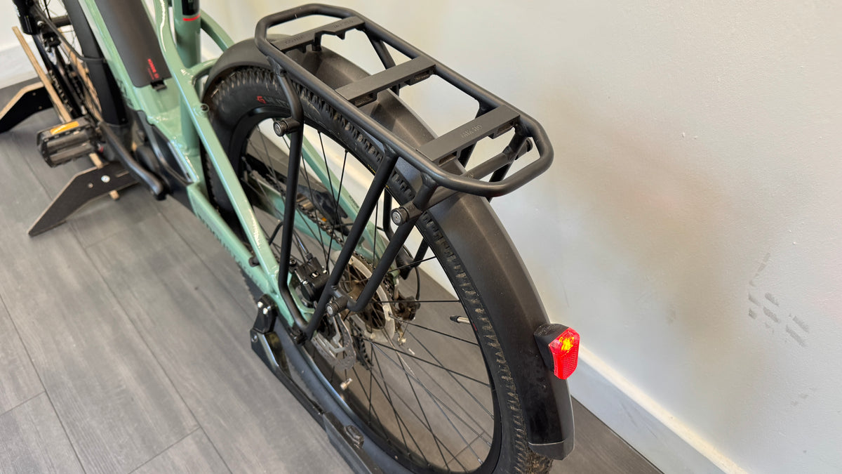 Moustache Samedi 27 Xroad MEDIUM Bosch Active Line Plus 400Wh Excellent Condition - Green