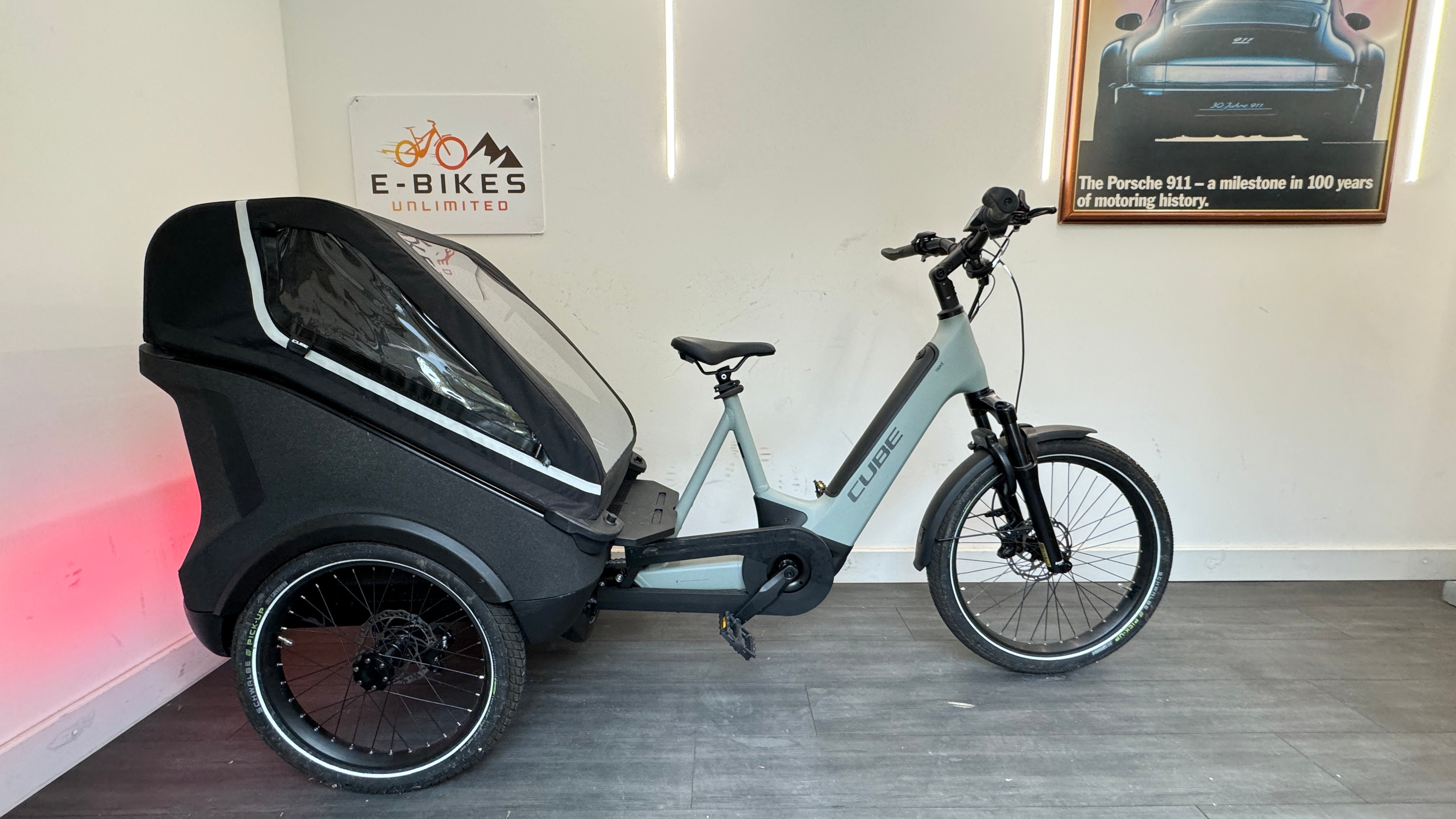 Cube Trike Family Hybrid 750 Cargo Bike In Swamp grey ONLY 28 miles Bosch Gen4
