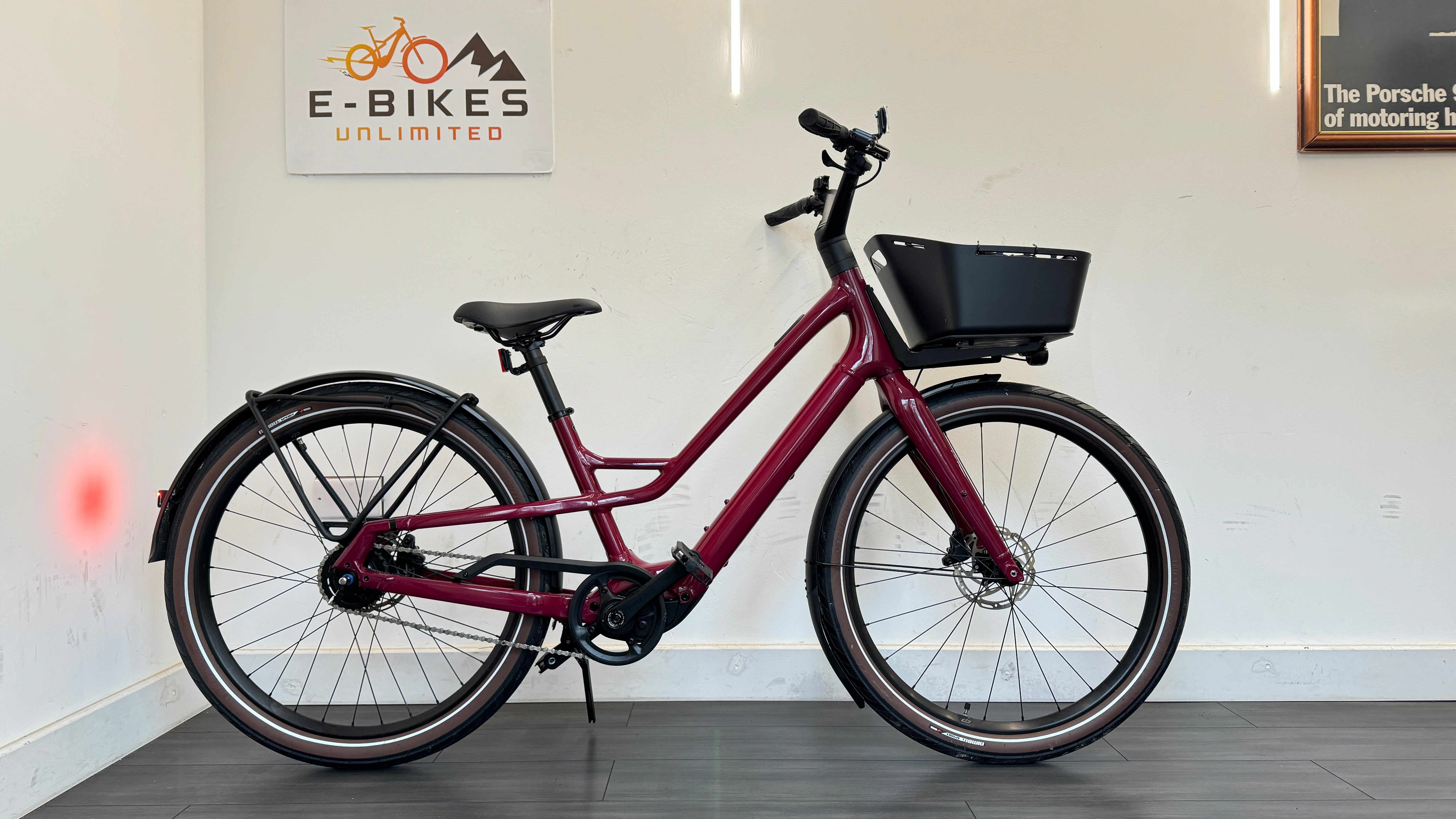 Specialized Turbo Como SL 4.0 MEDIUM Raspberry / Transparent ONLY 20 miles