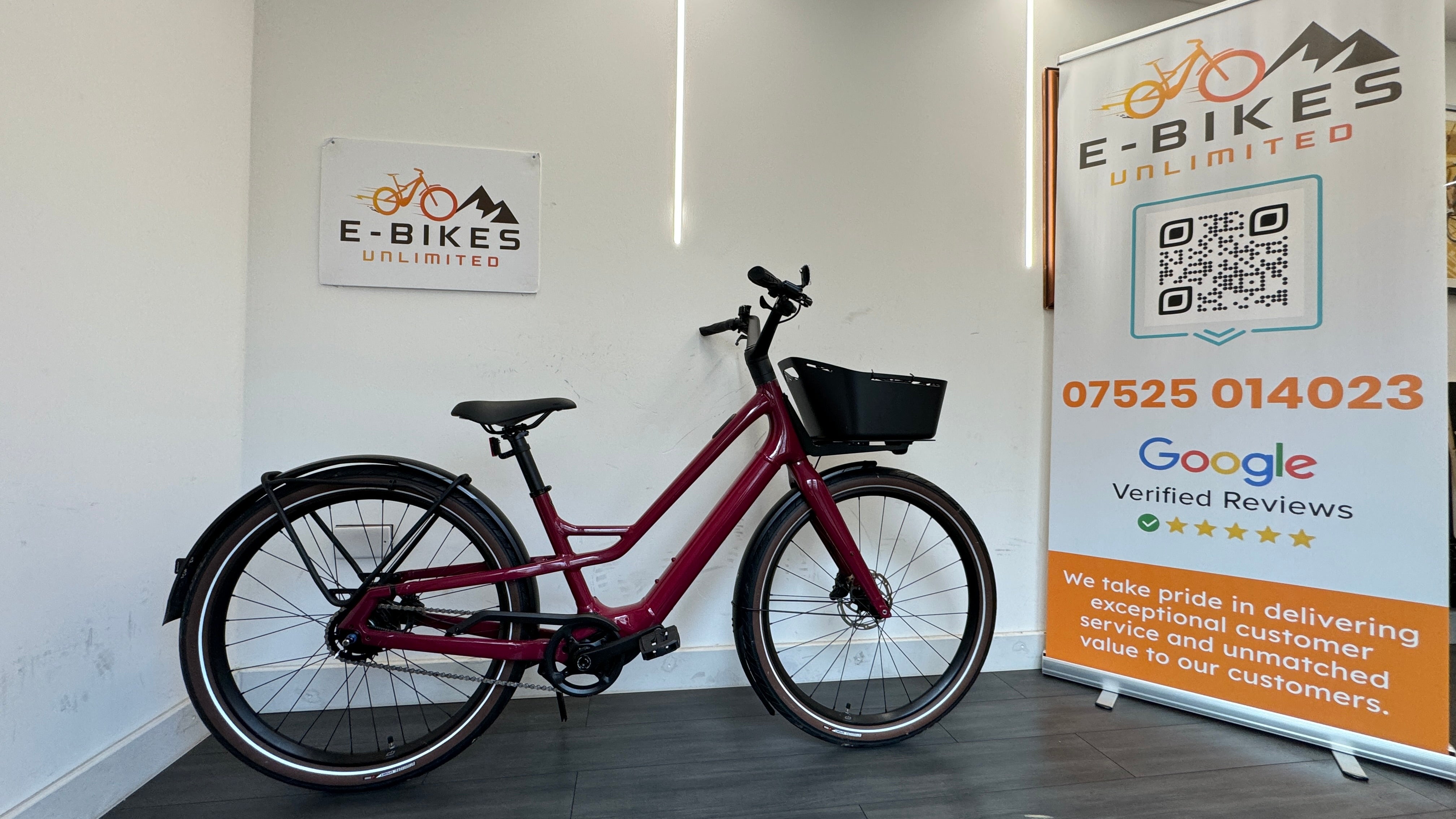 Specialized Turbo Como SL 4.0 MEDIUM Raspberry / Transparent ONLY 20 miles