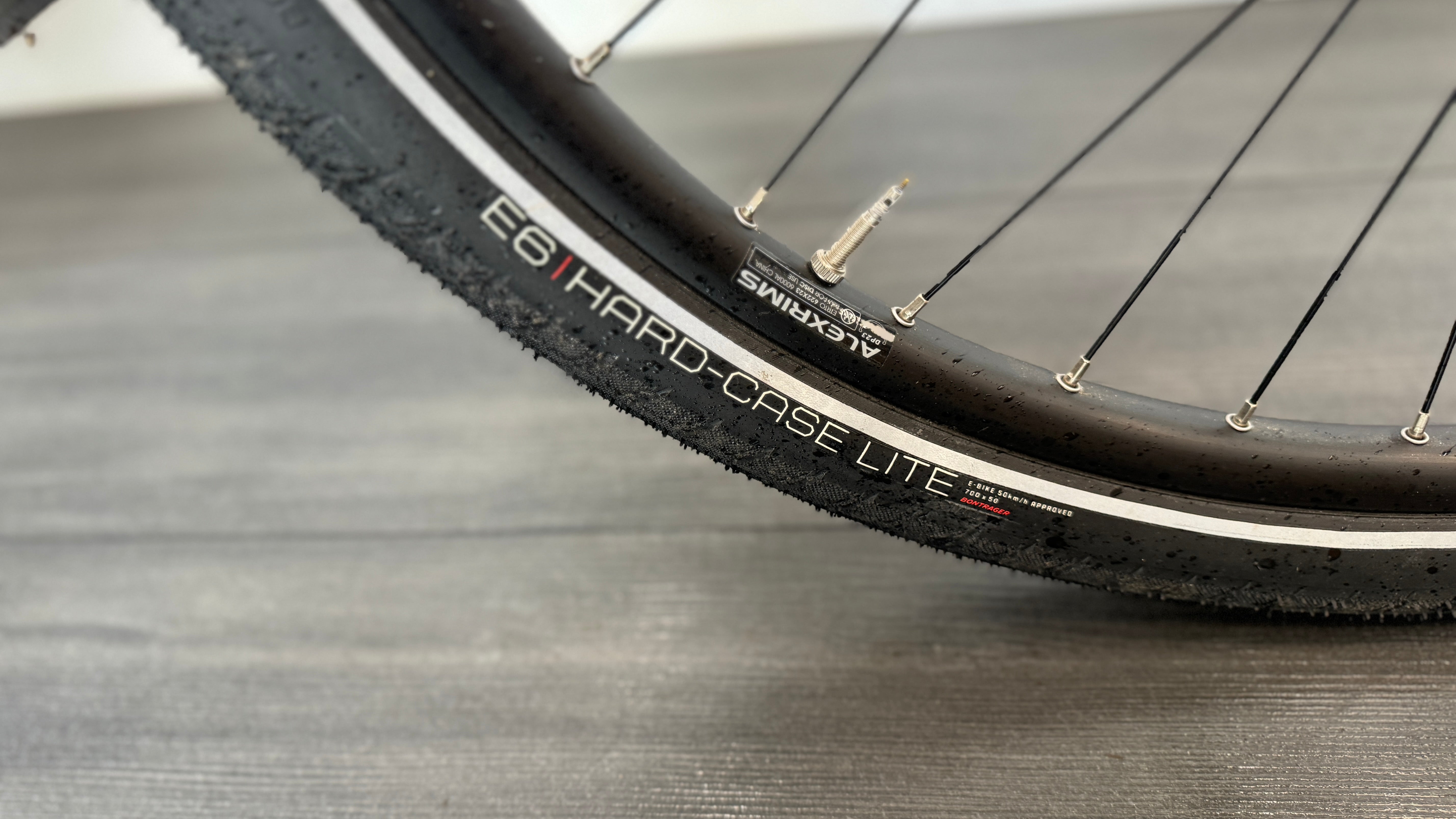 Trek Verve +3 LARGE 55cm Hybrid bike Bosch in Matte Trek Black ONLY 197 miles