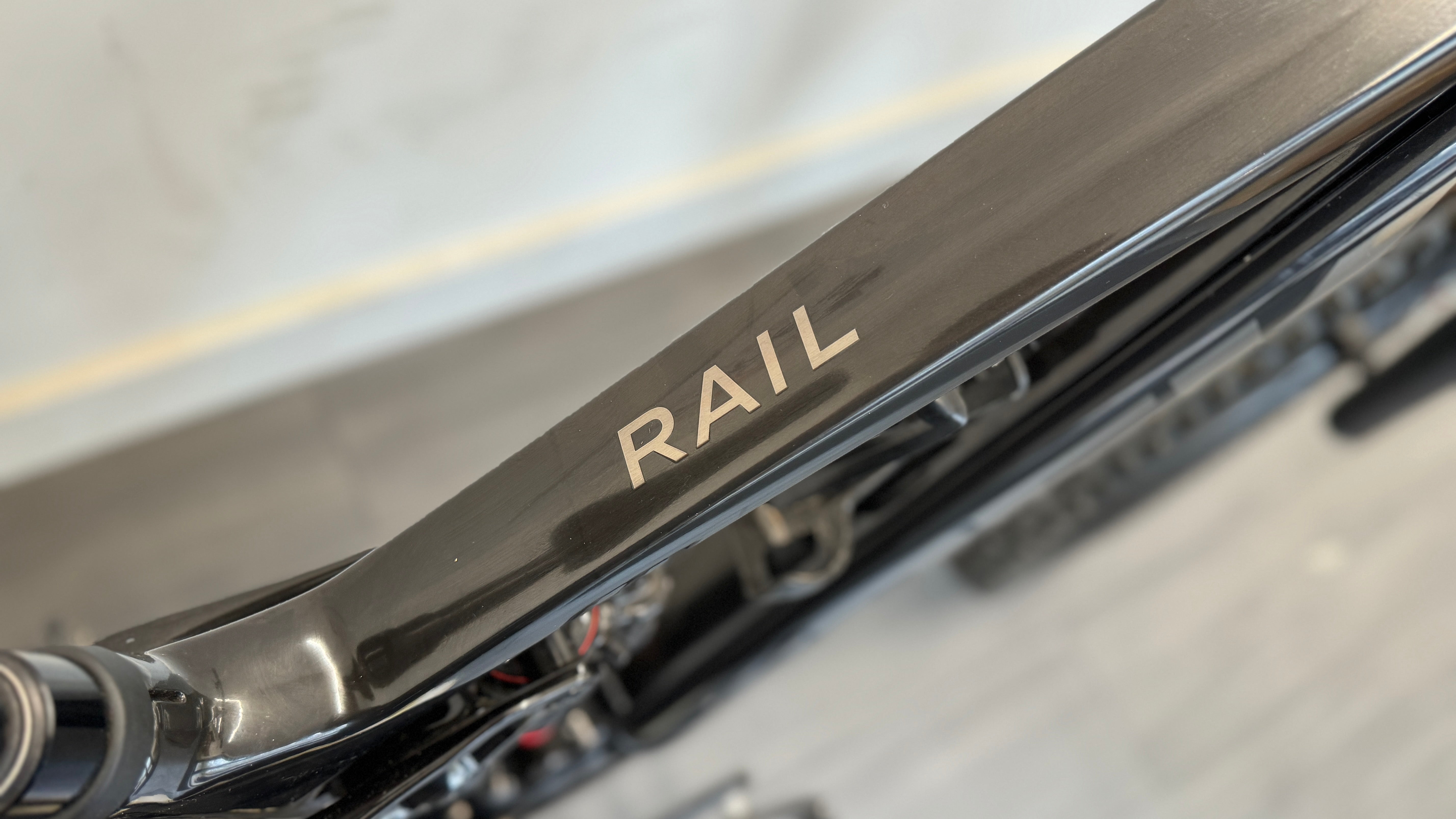 Trek Rail 9.8 XT Electric Bike MEDIUM 2024 Deep Smoke Gen 4 750Wh Burgtec 366 mile