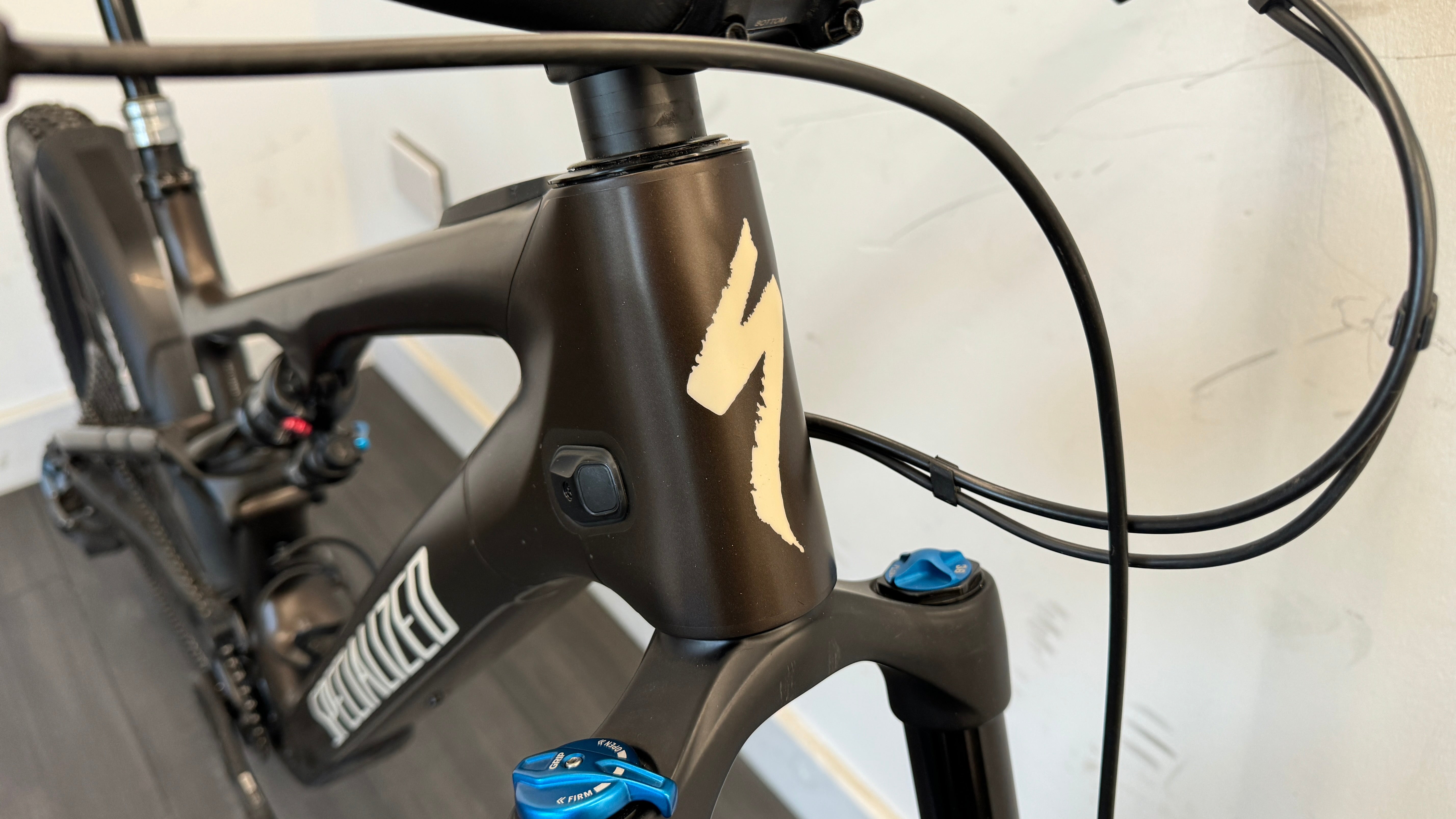 Specialized Levo SL Gen 2 Comp Carbon S5/L 320Wh battery 50Nm motor AXS Dropper and gears range extender