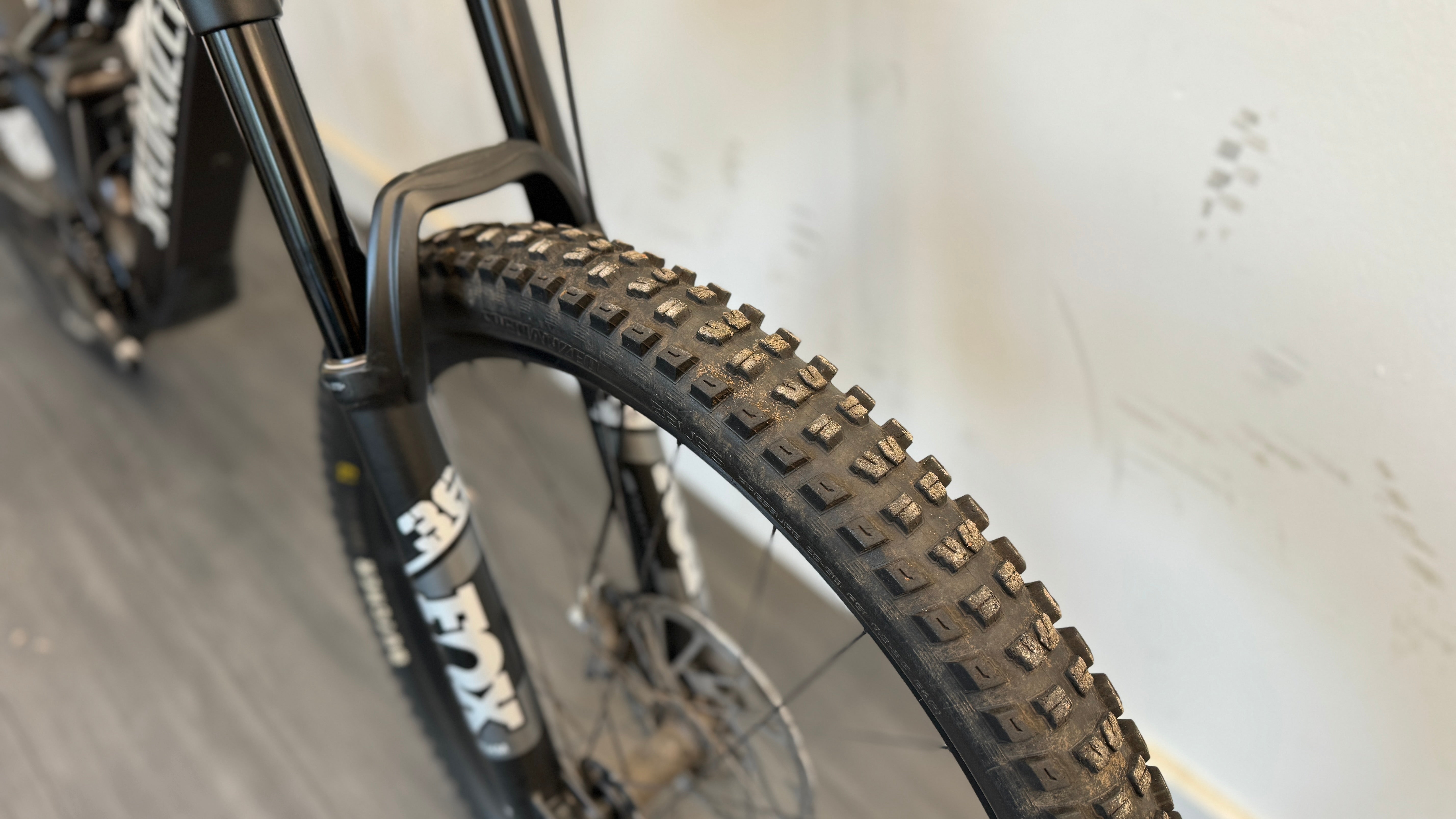 Specialized Levo SL Gen 2 Comp Carbon S5/L 320Wh battery 50Nm motor AXS Dropper and gears range extender