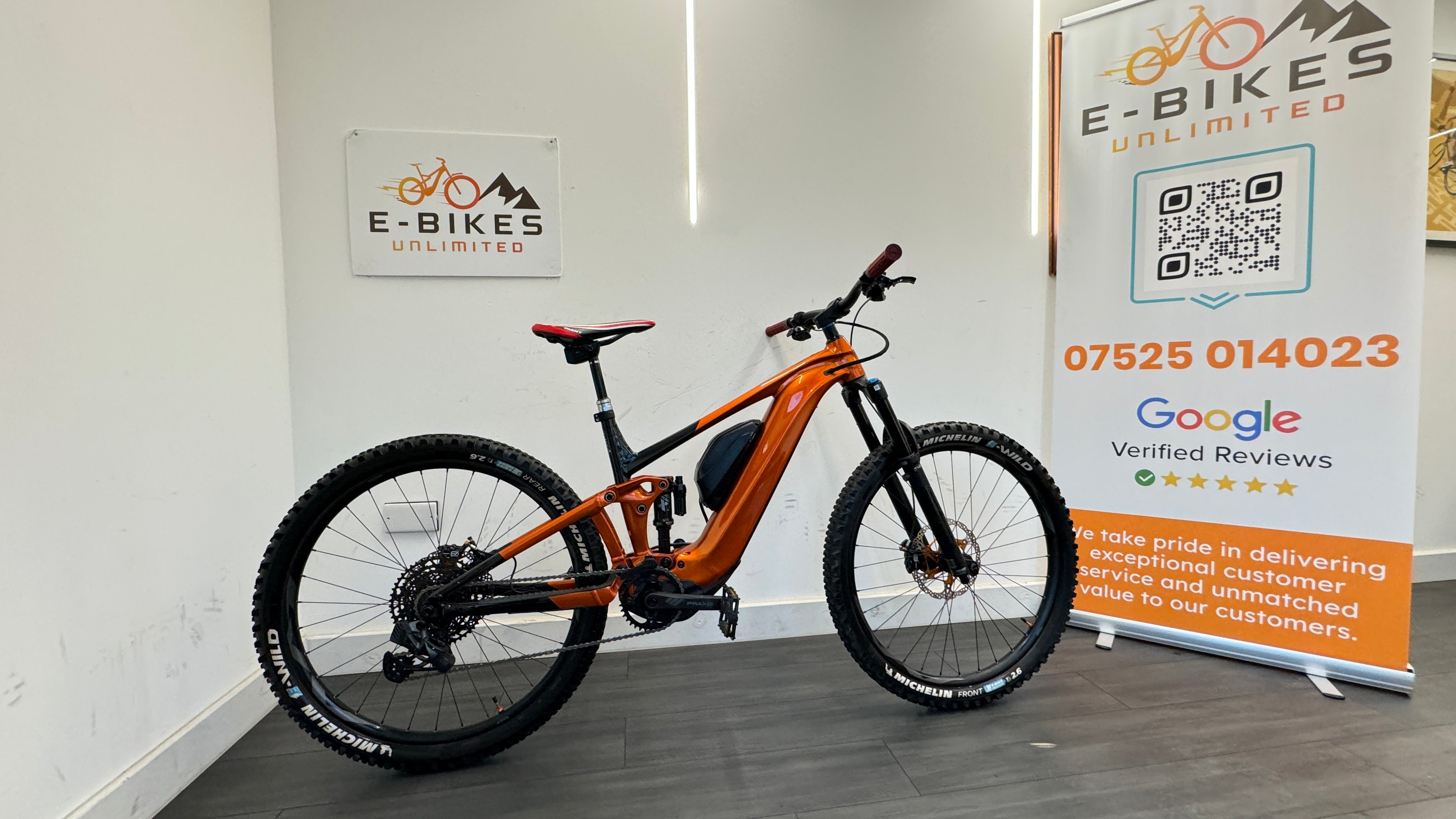 Giant Trance X E+1 Pro 29er LARGE Amber Range Extender Hope tech 4 AXS 658 miles