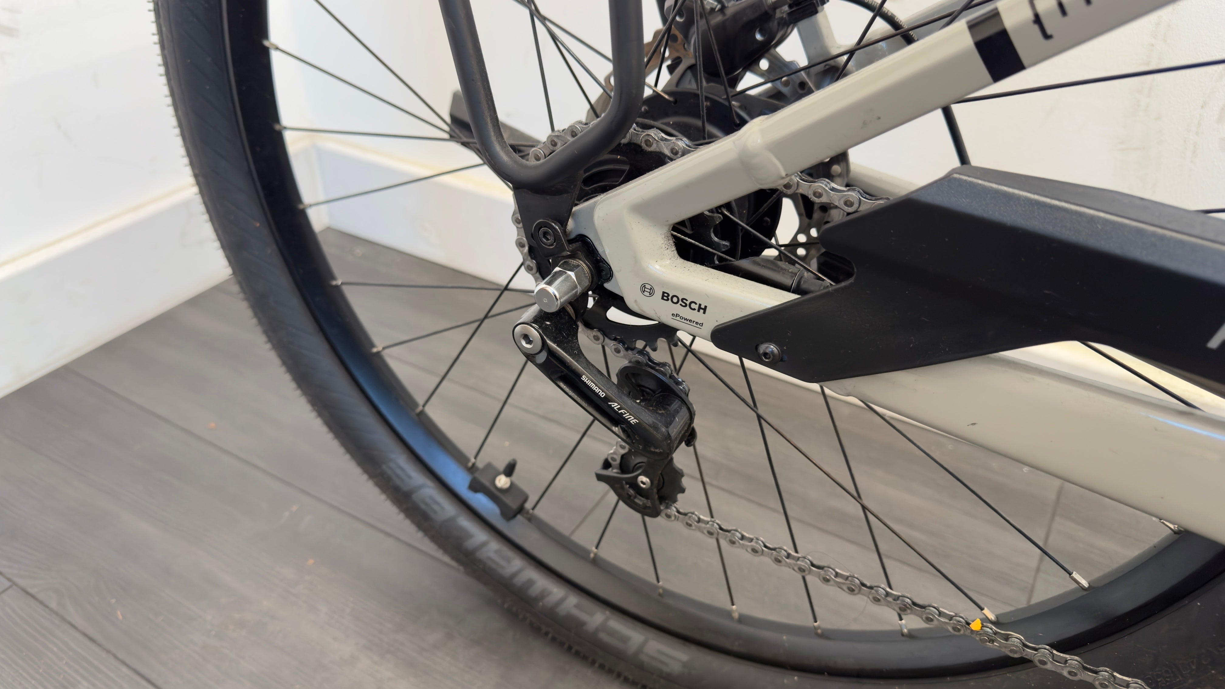 Moustache Mardi 27.4 625Wh battery 75Nm motor LARGE Bosch connect smartphone grip 683 miles £3499 RRP