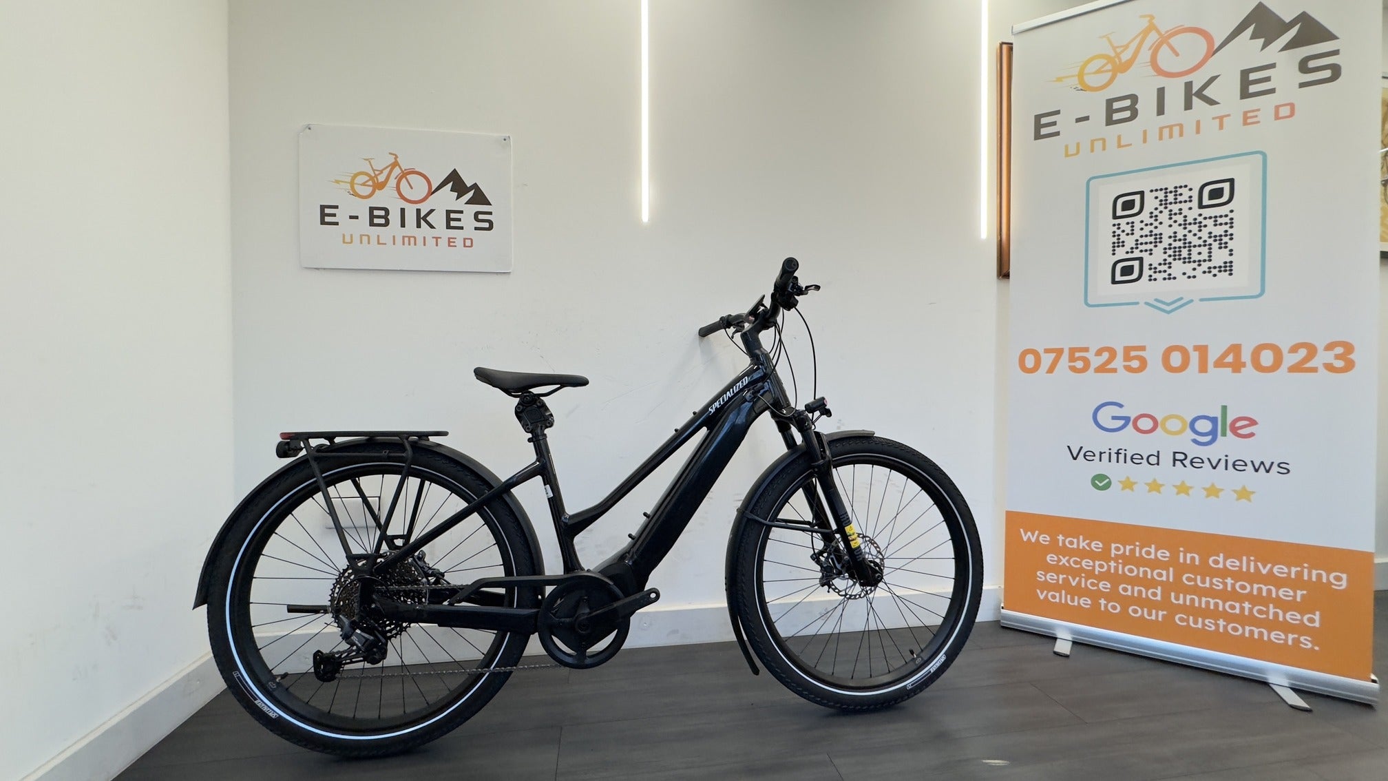 Specialized Turbo Vado 5.0 MEDIUM 710Wh battery 90Nm torque Step-Through 12.5 miles Charger and keys