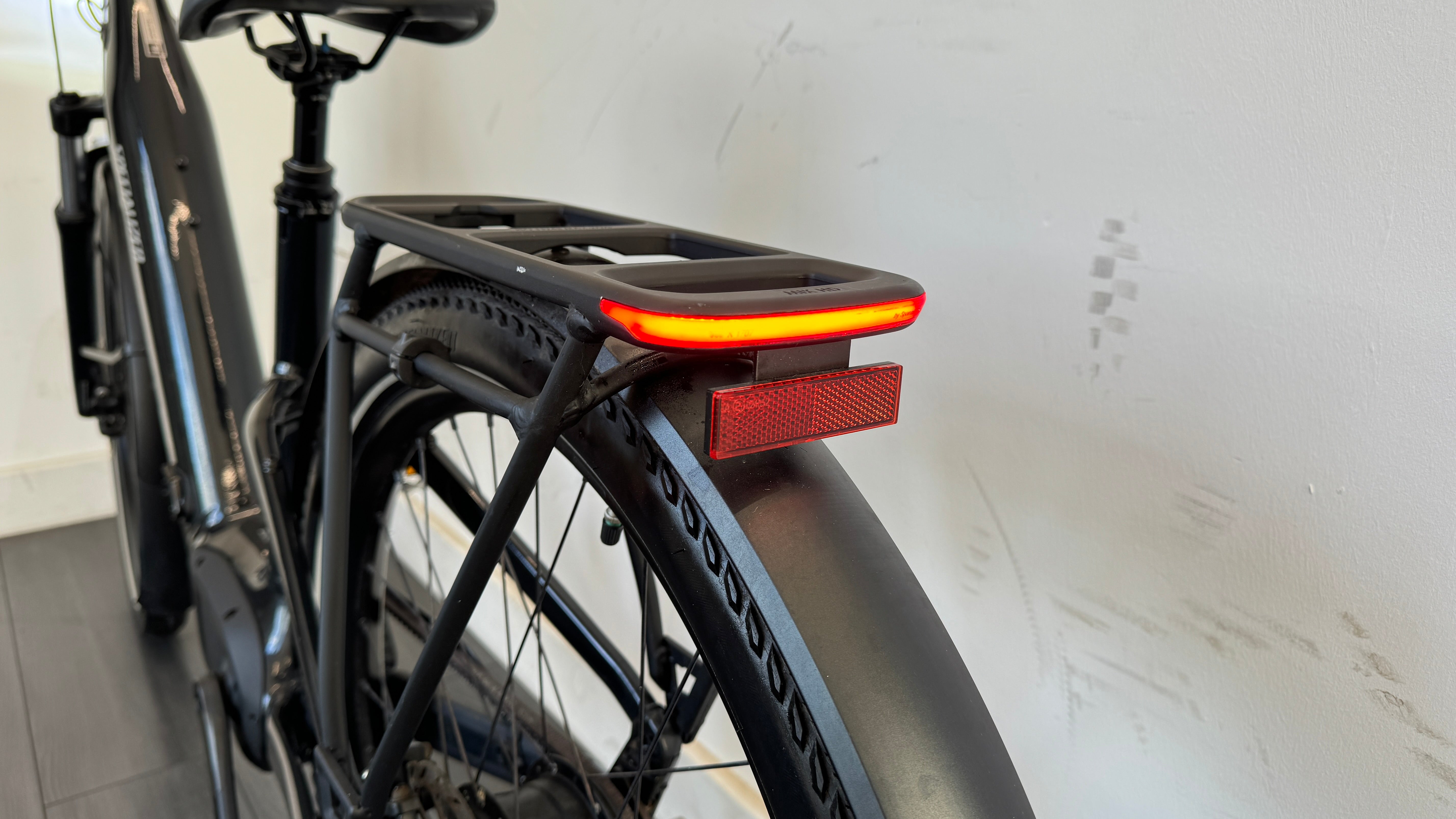 Specialized Turbo Como 4.0 IGH Bike LARGE Enviolo belt drive 2.0 motor 70Nm 710Wh battery ONLY 29 miles