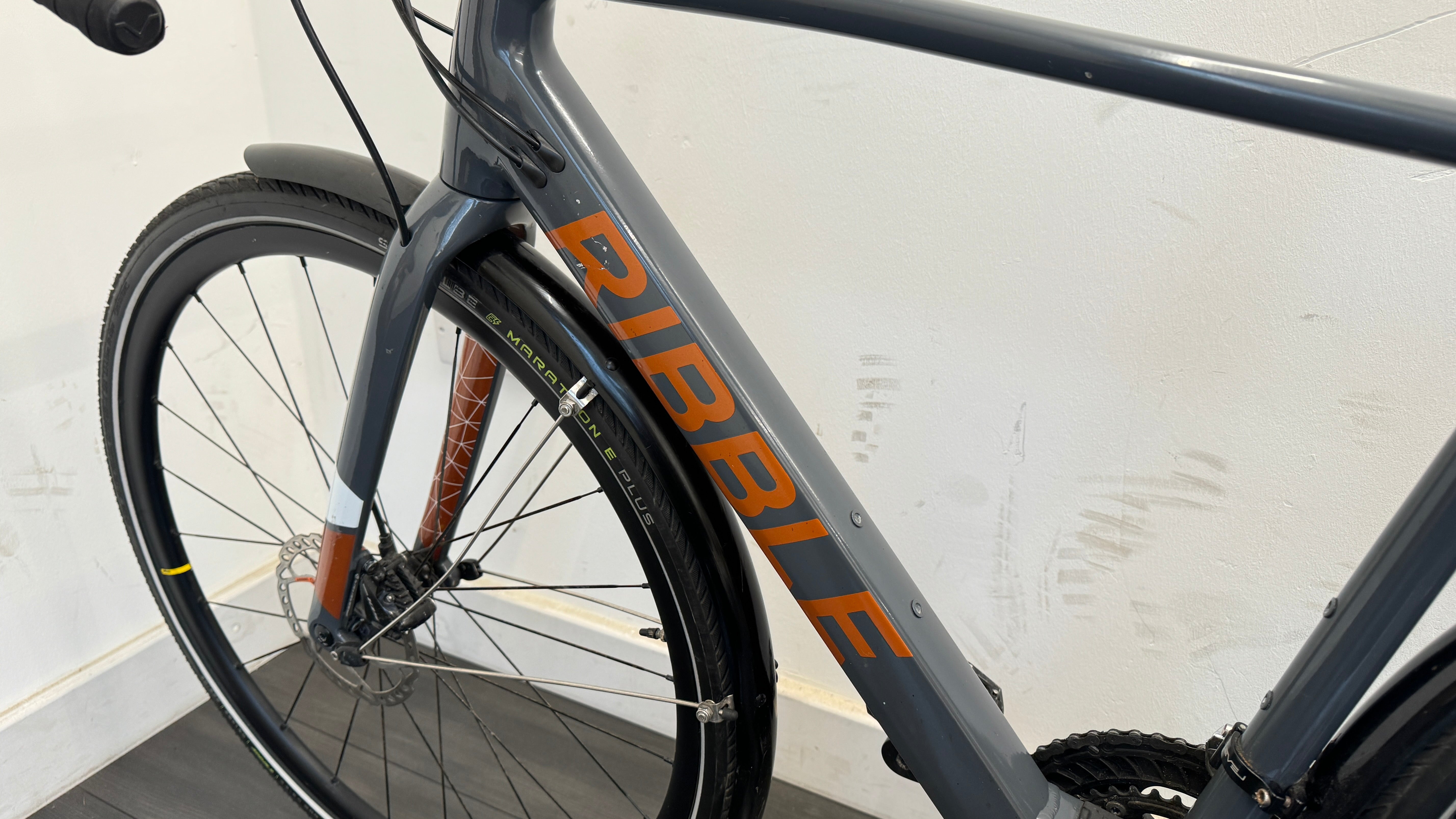 Ribble CGR ALe Shimano 105 Electric Gravel bike 2022 MEDIUM 53cm Grey Copper