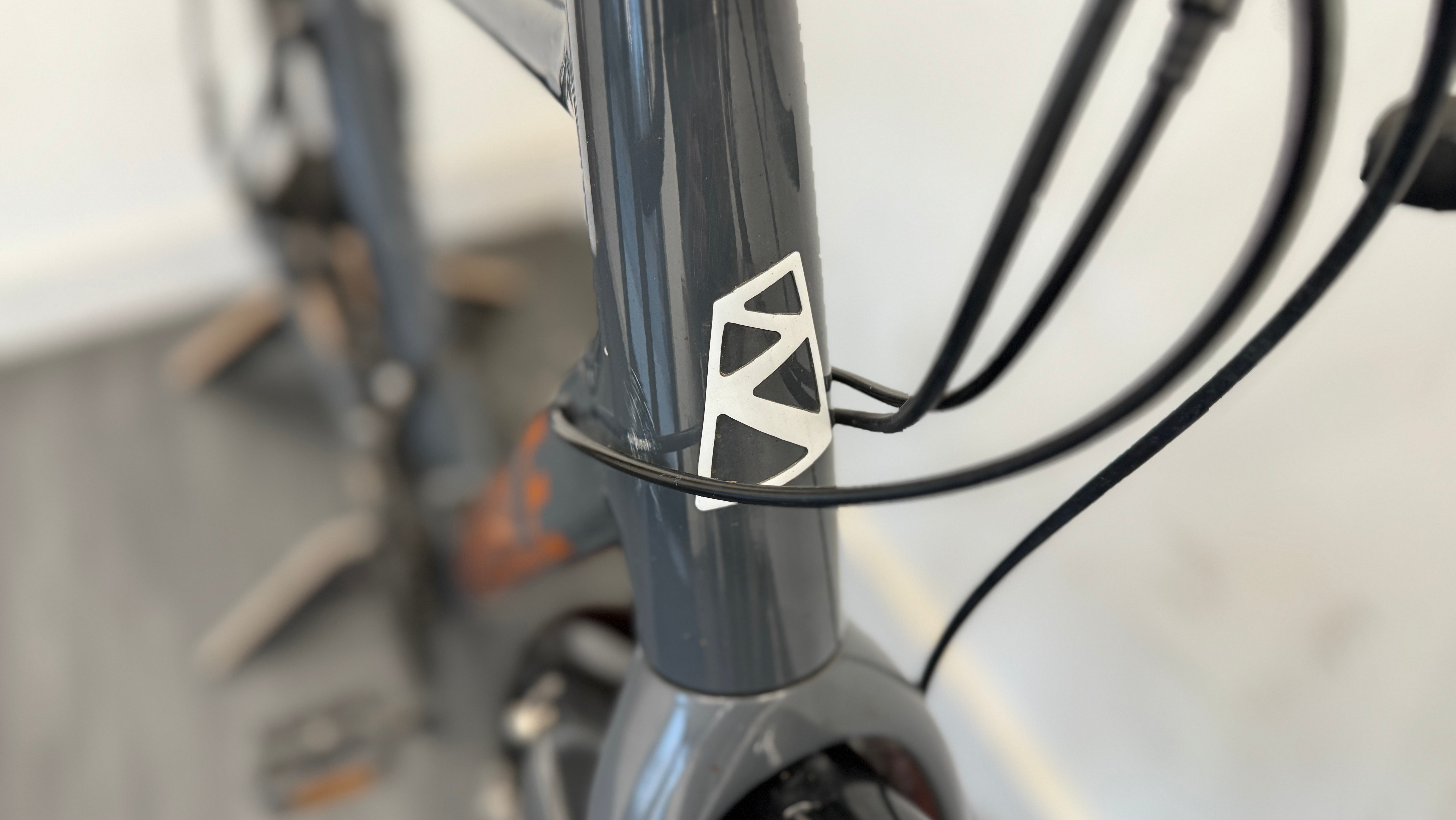 Ribble CGR ALe Shimano 105 Electric Gravel bike 2022 MEDIUM 53cm Grey Copper