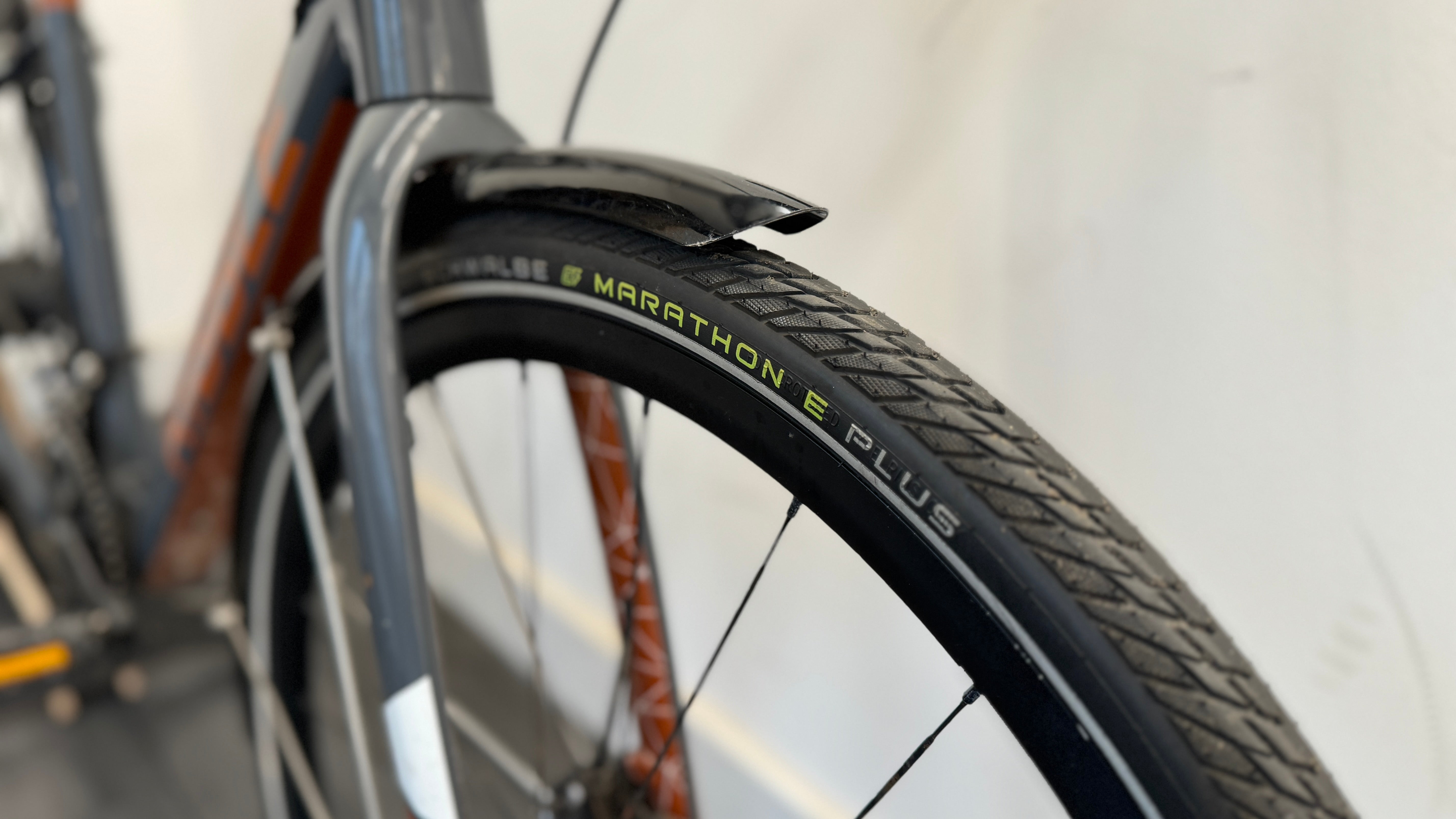 Ribble CGR ALe Shimano 105 Electric Gravel bike 2022 MEDIUM 53cm Grey Copper