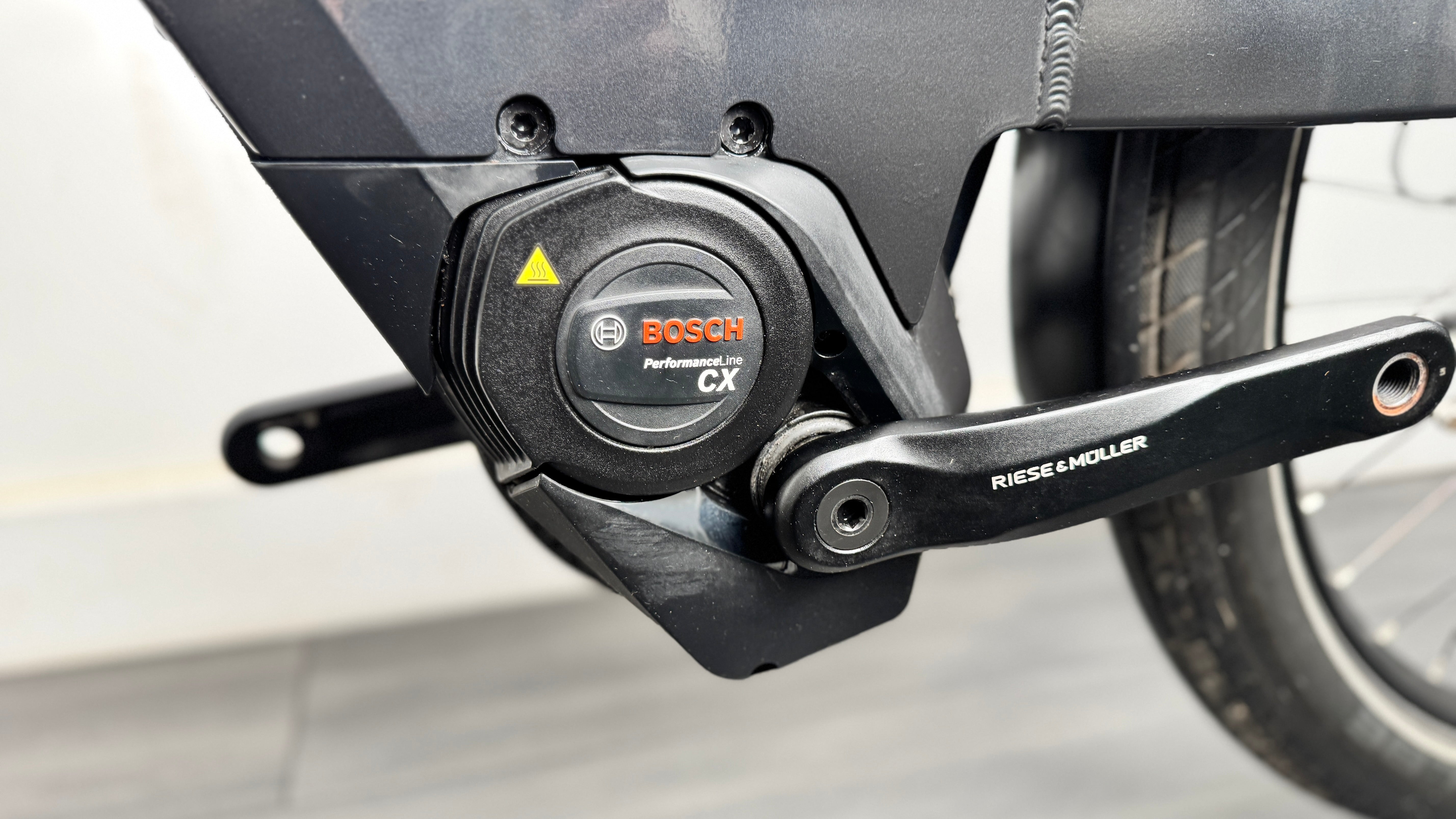 Riese & Muller Nevo GT 51cm Enviolo Belt drive Medium/Large Grey Step through Electric Bike 625Wh 3400 miles