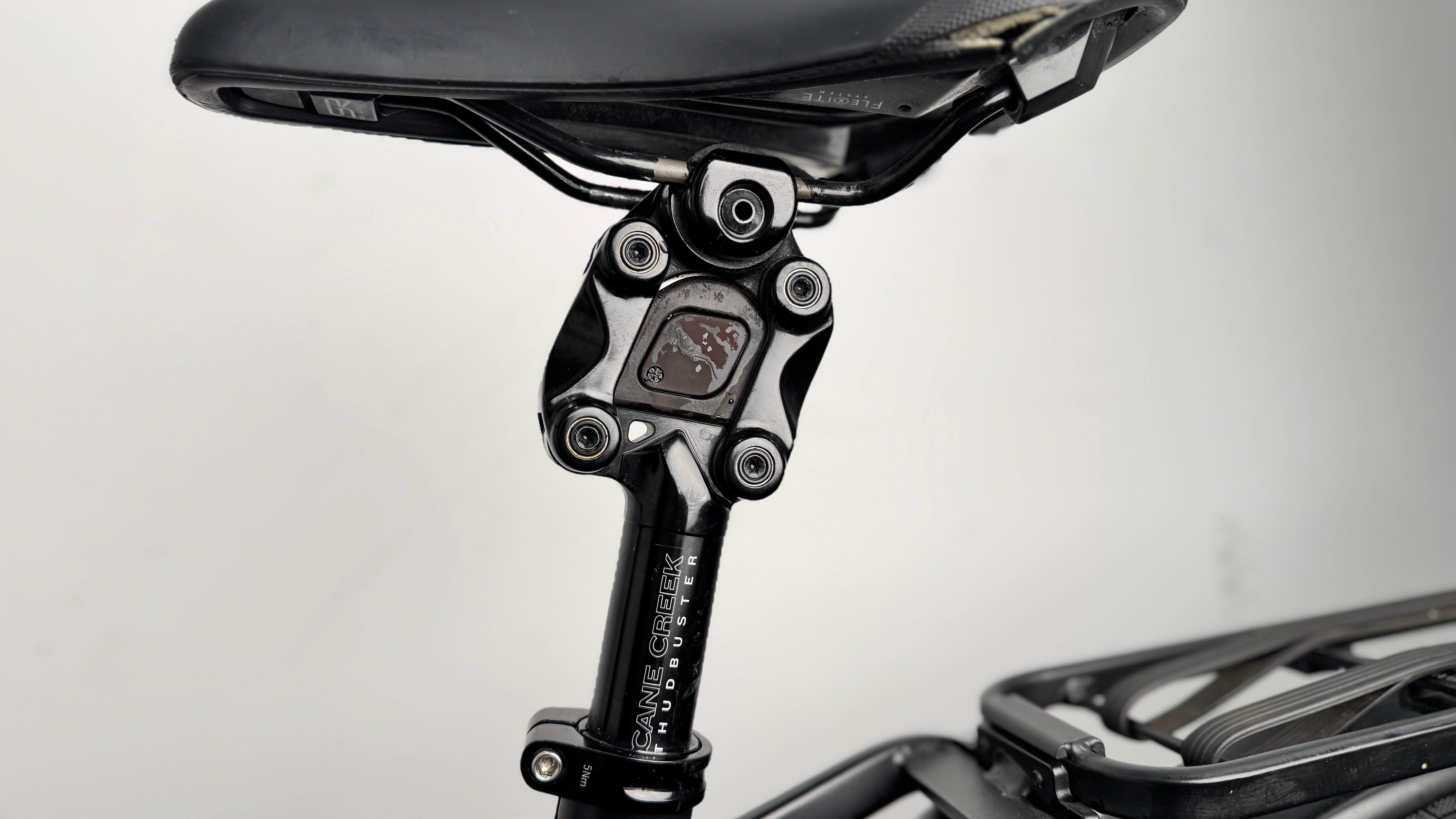 Riese & Muller Nevo GT 51cm Enviolo Belt drive Medium/Large Grey Step through Electric Bike 625Wh 3400 miles