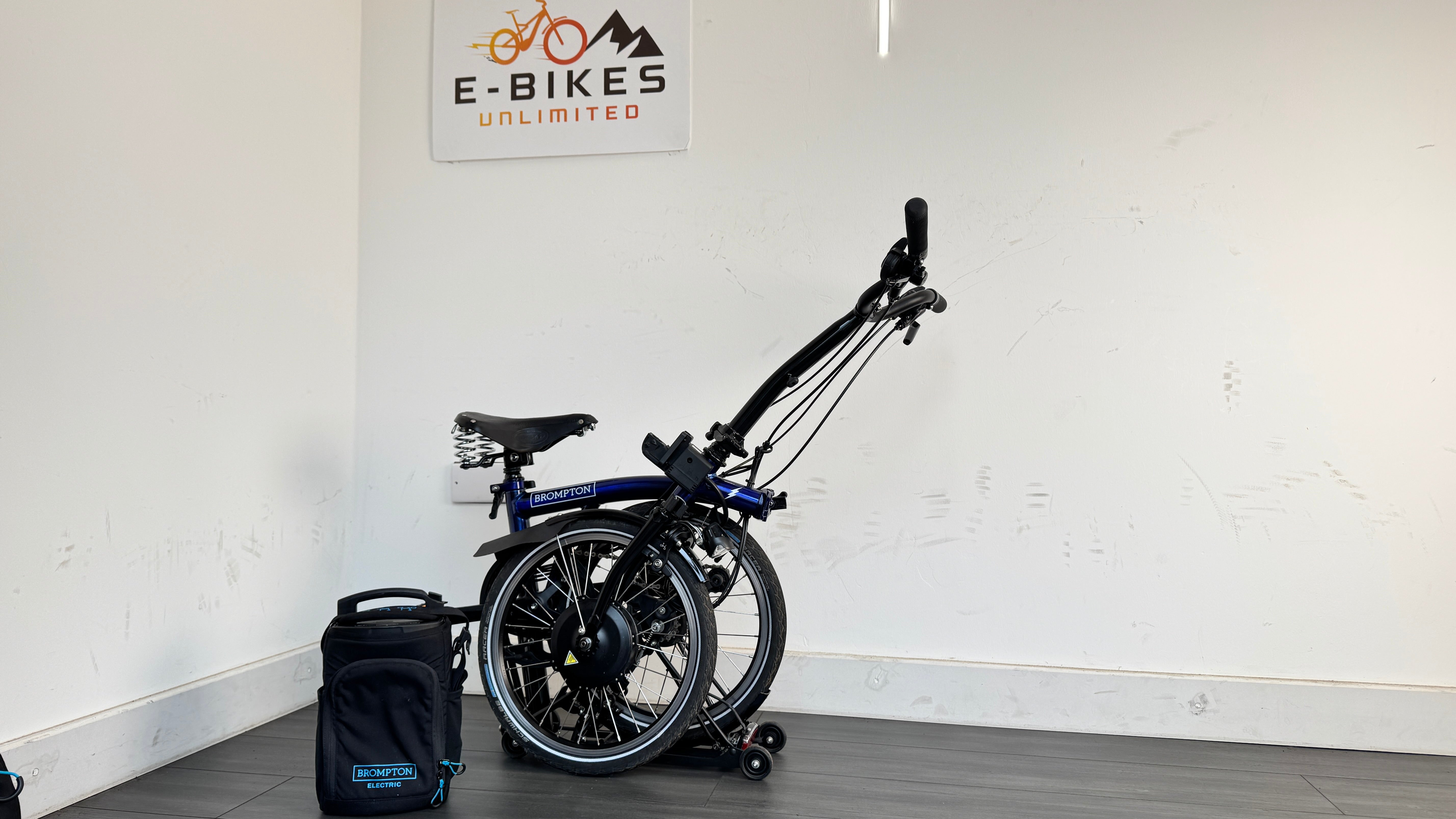 Brompton C-Line Electric Bike 6 Speed Bolt Blue Lacquer Pannier bag Brooks saddle