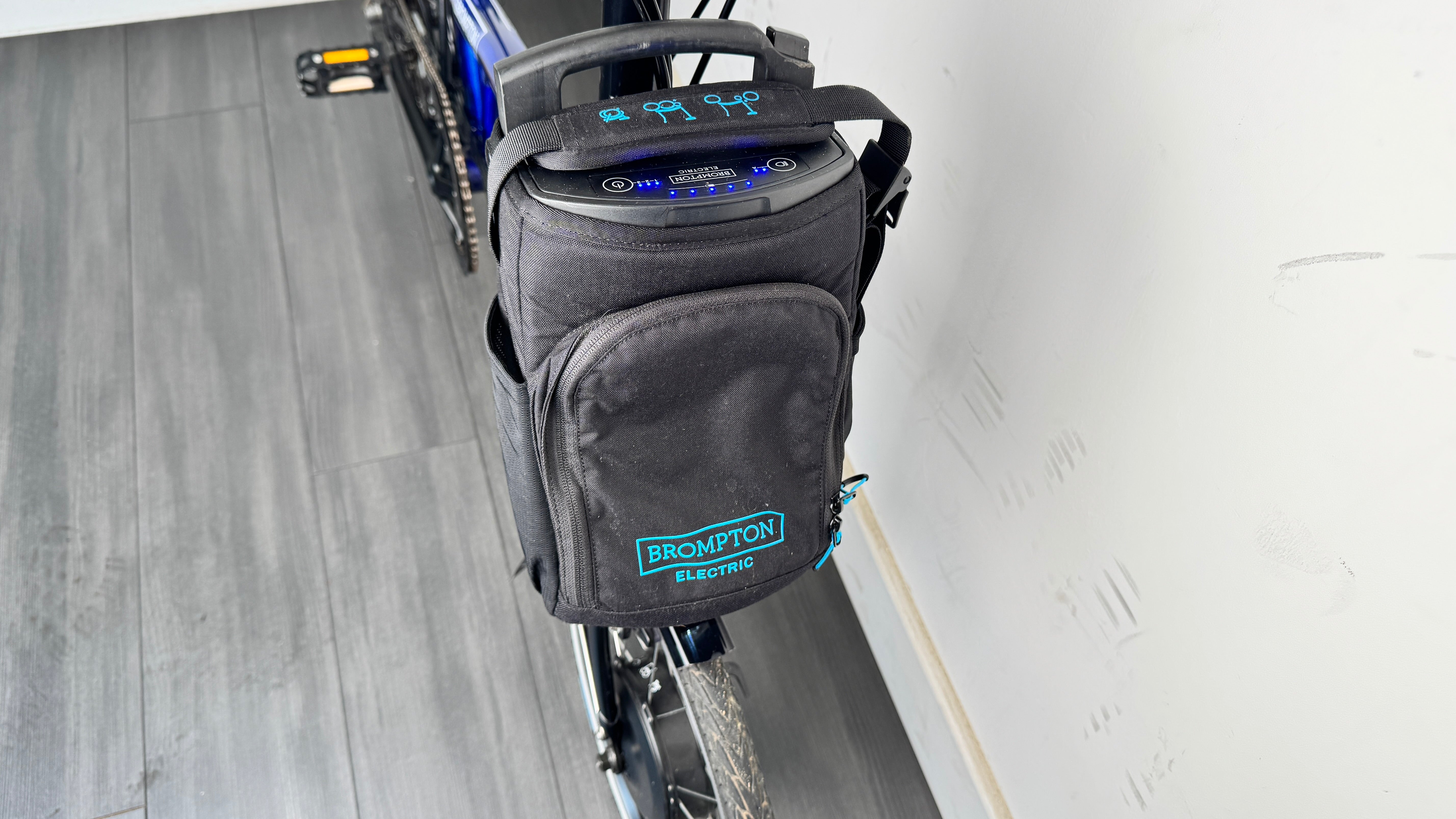 Brompton C-Line Electric Bike 6 Speed Bolt Blue Lacquer Pannier bag Brooks saddle