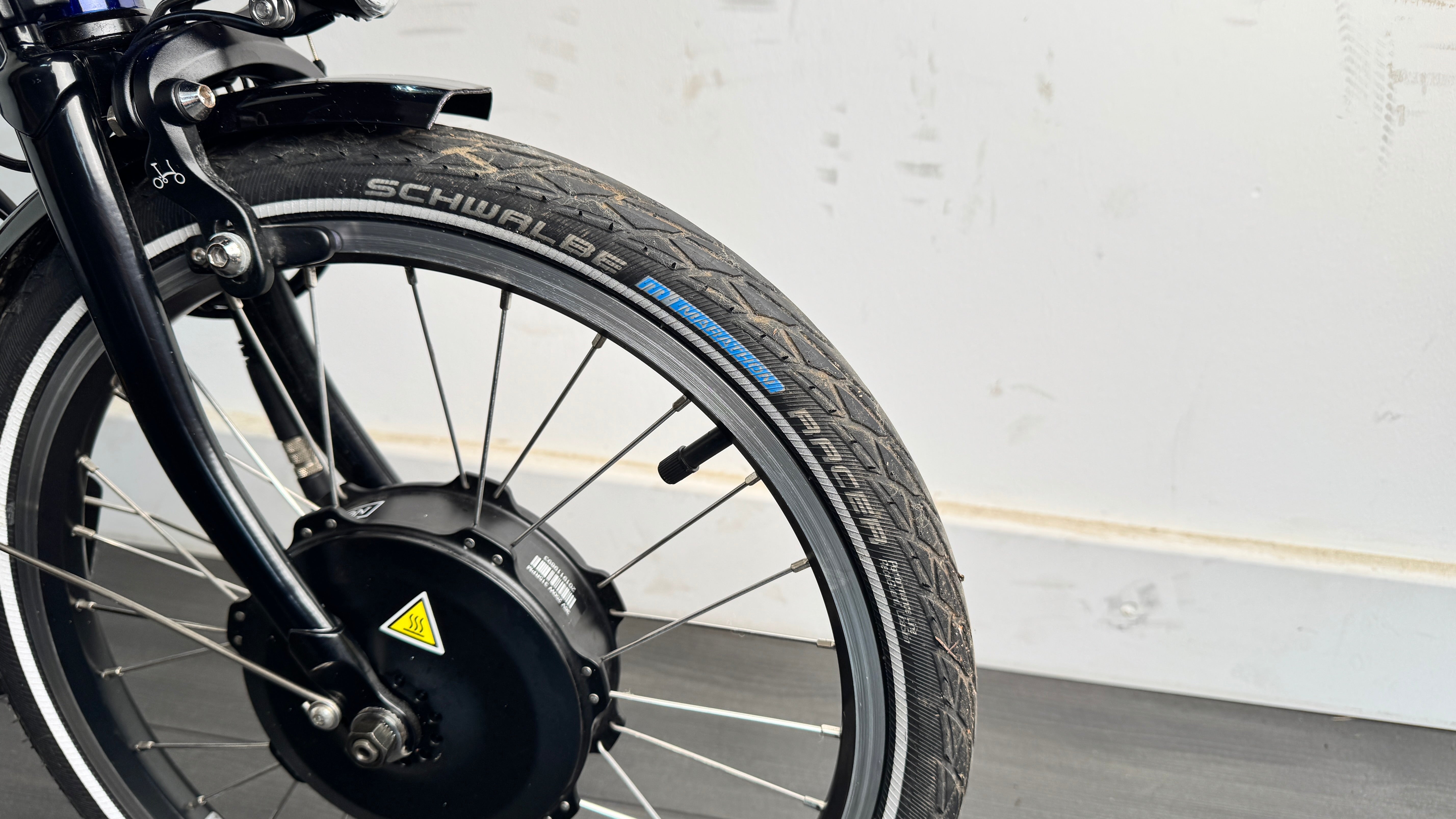 Brompton C-Line Electric Bike 6 Speed Bolt Blue Lacquer Pannier bag Brooks saddle