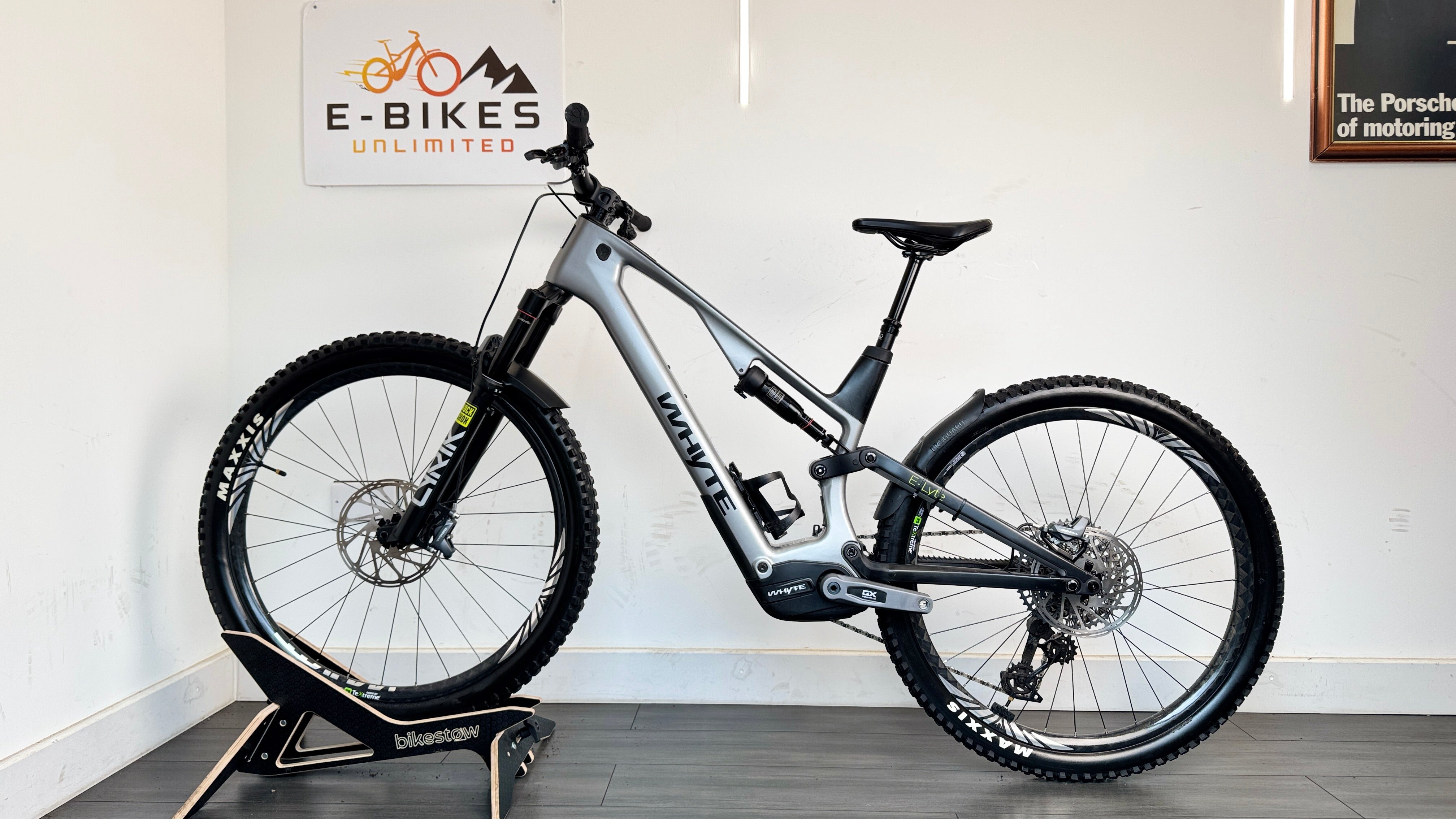Whyte E-Lyte 150 RSX LARGE ELECTRIC Bike 2024 Gloss Silver/Matt UD Carbon AXS RRP £5000