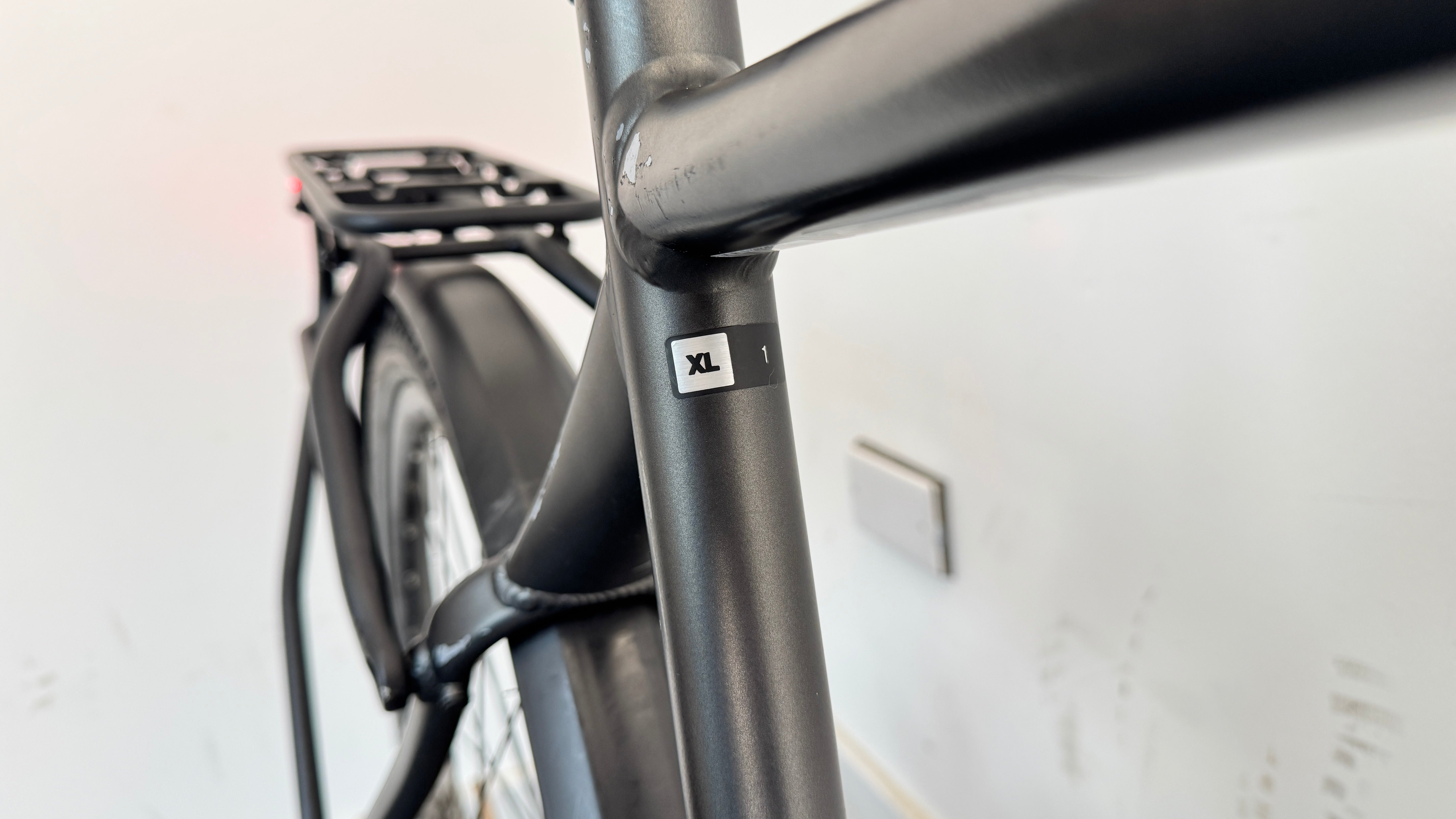 Giant Explore E+ 1 Trekking Bike 500 GTS XL Gunmetal Black RRP £2600