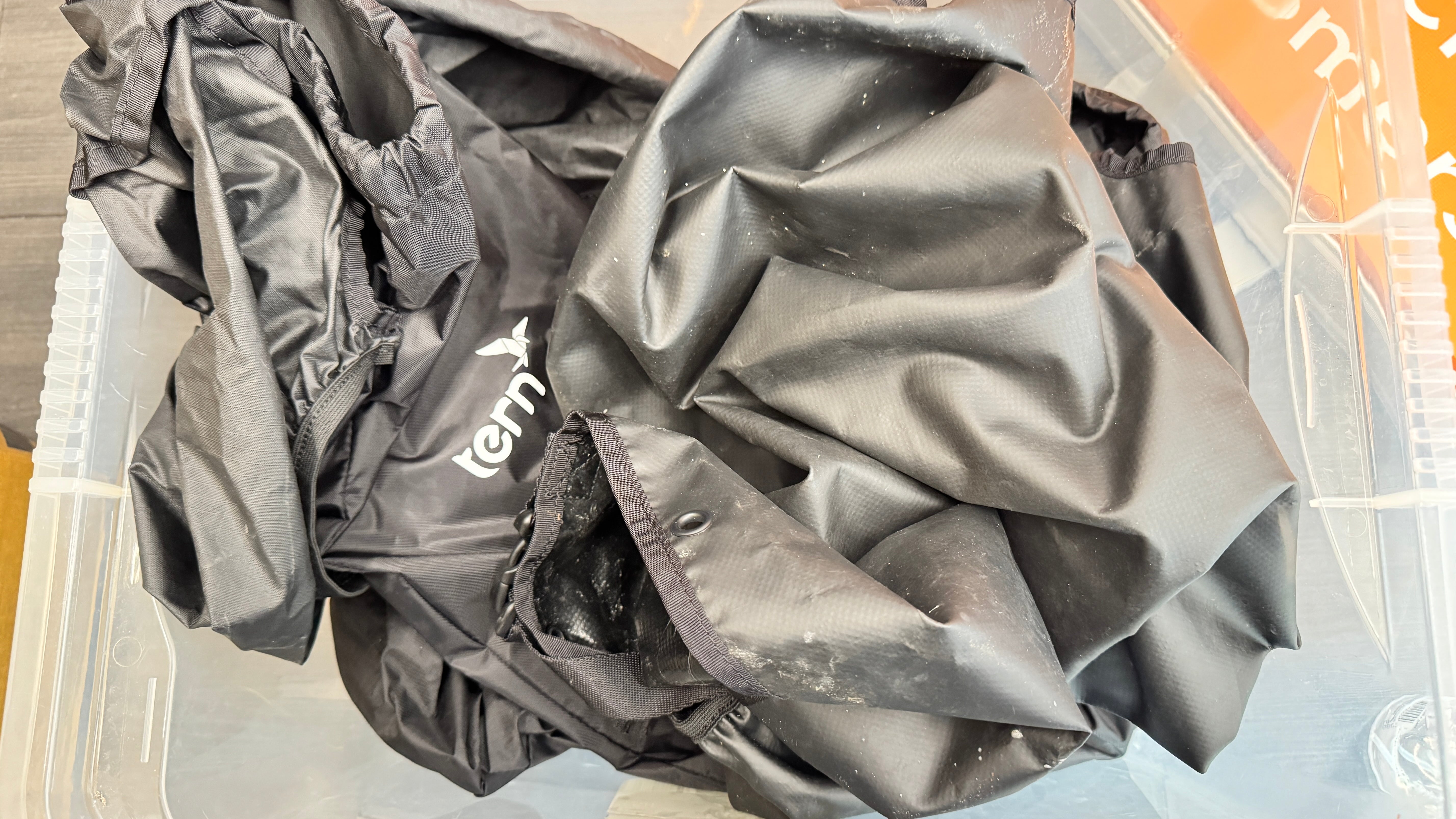 Tern GSD S10 Gen 2 LR Cargo Electric Bike Dragonfruit Clubhouse Storm box Steps 230 miles