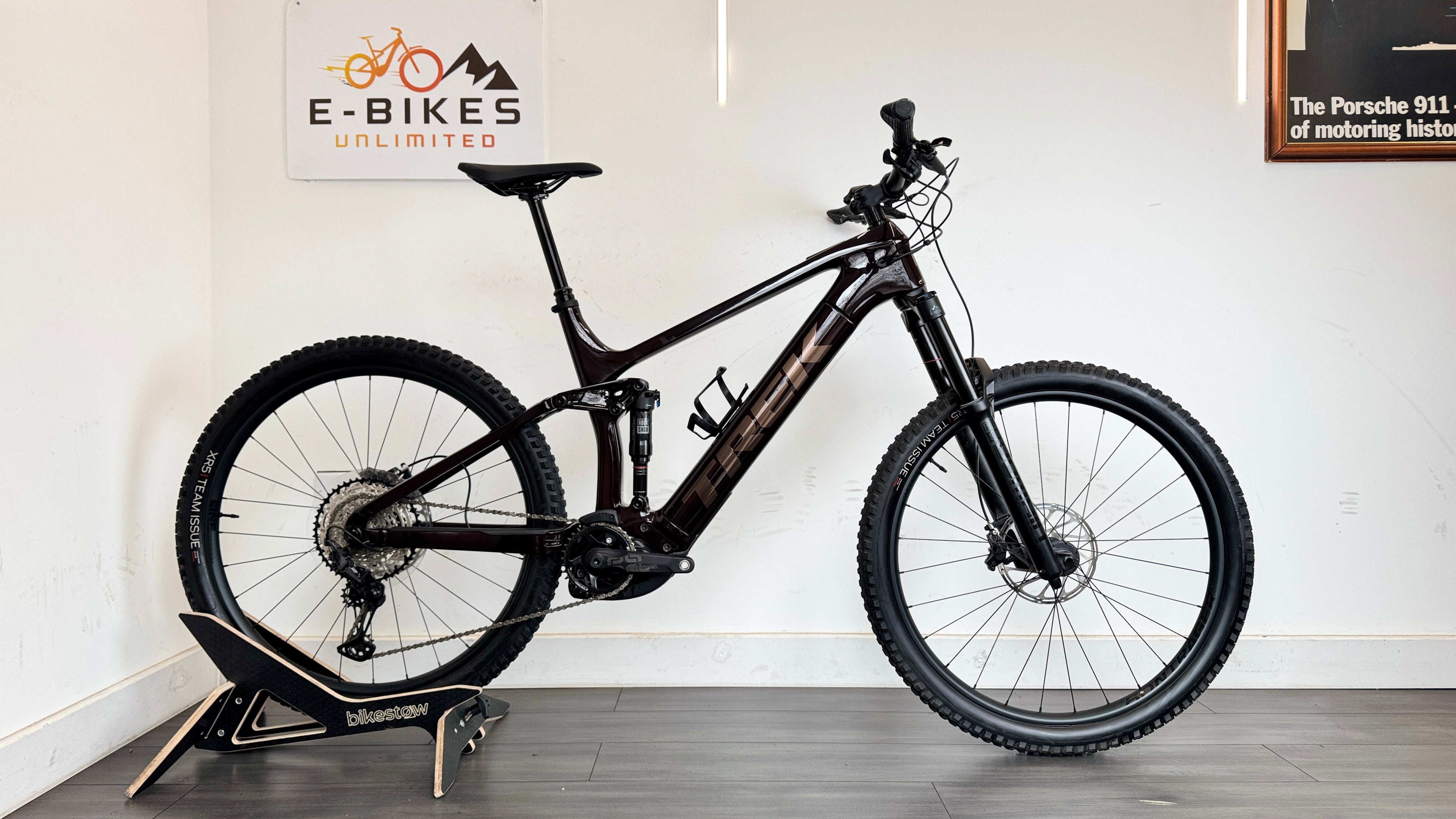 Trek Rail 9.7 SLX/XT Carbon Extra Large Bosch 750Wh Gen 4 Carbon Smoke Red RRP £5k