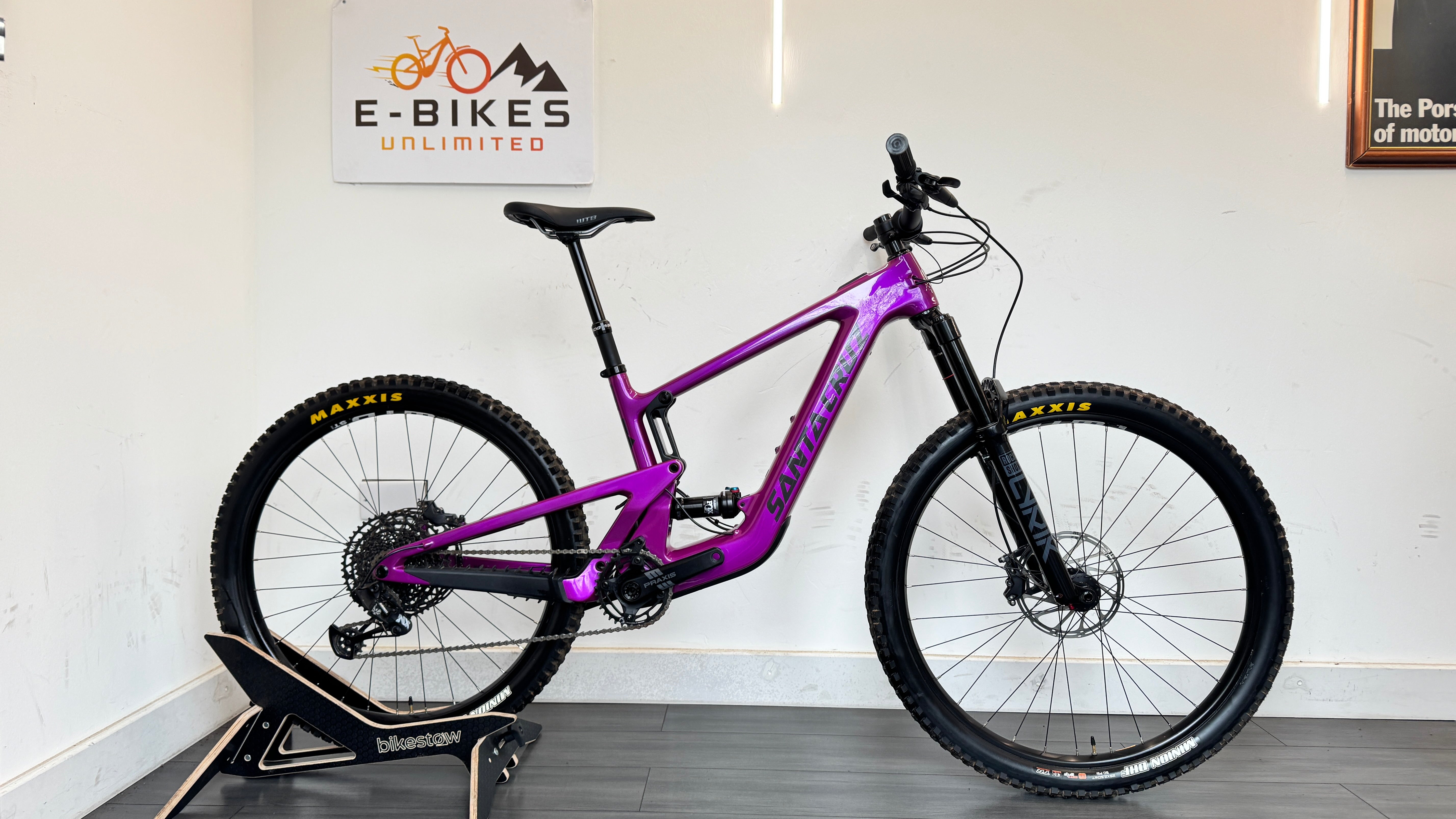 2024 Santa Cruz Heckler SL Electric Bike Magenta - Fazua Ride 60 Build Kit R RRP £6000