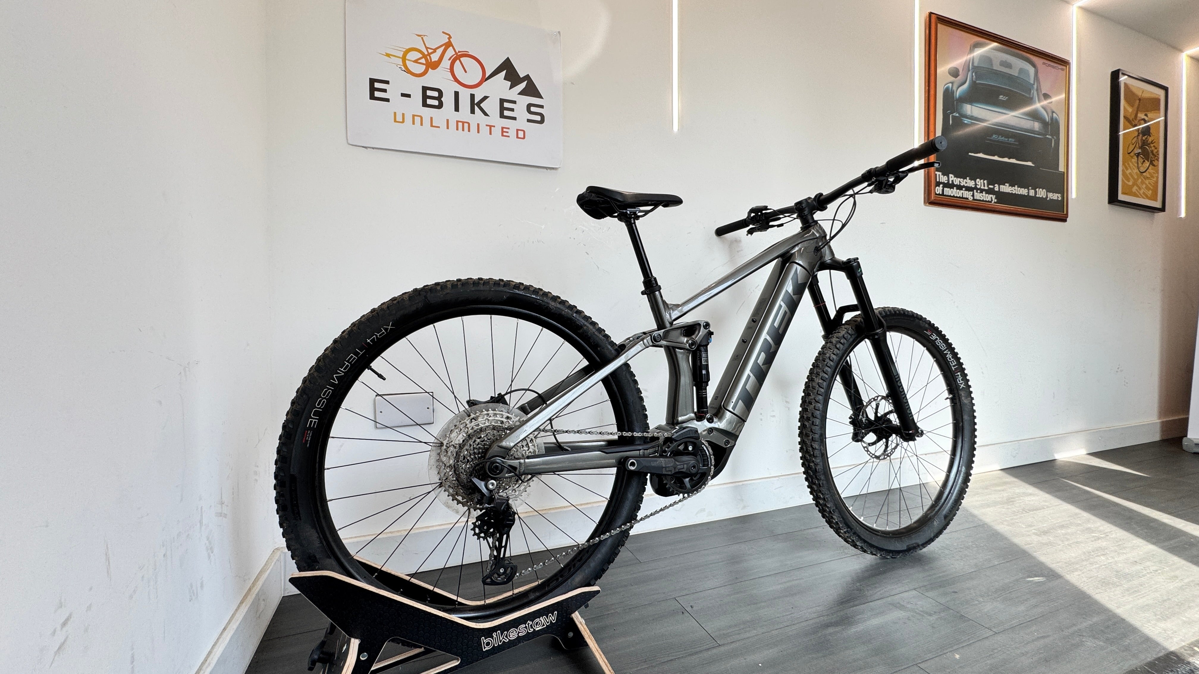 Trek Rail 5 625 MEDIUM Deore ELECTRIC Mountain Bike 2024 Mercury RRP £4000 Only 96 miles