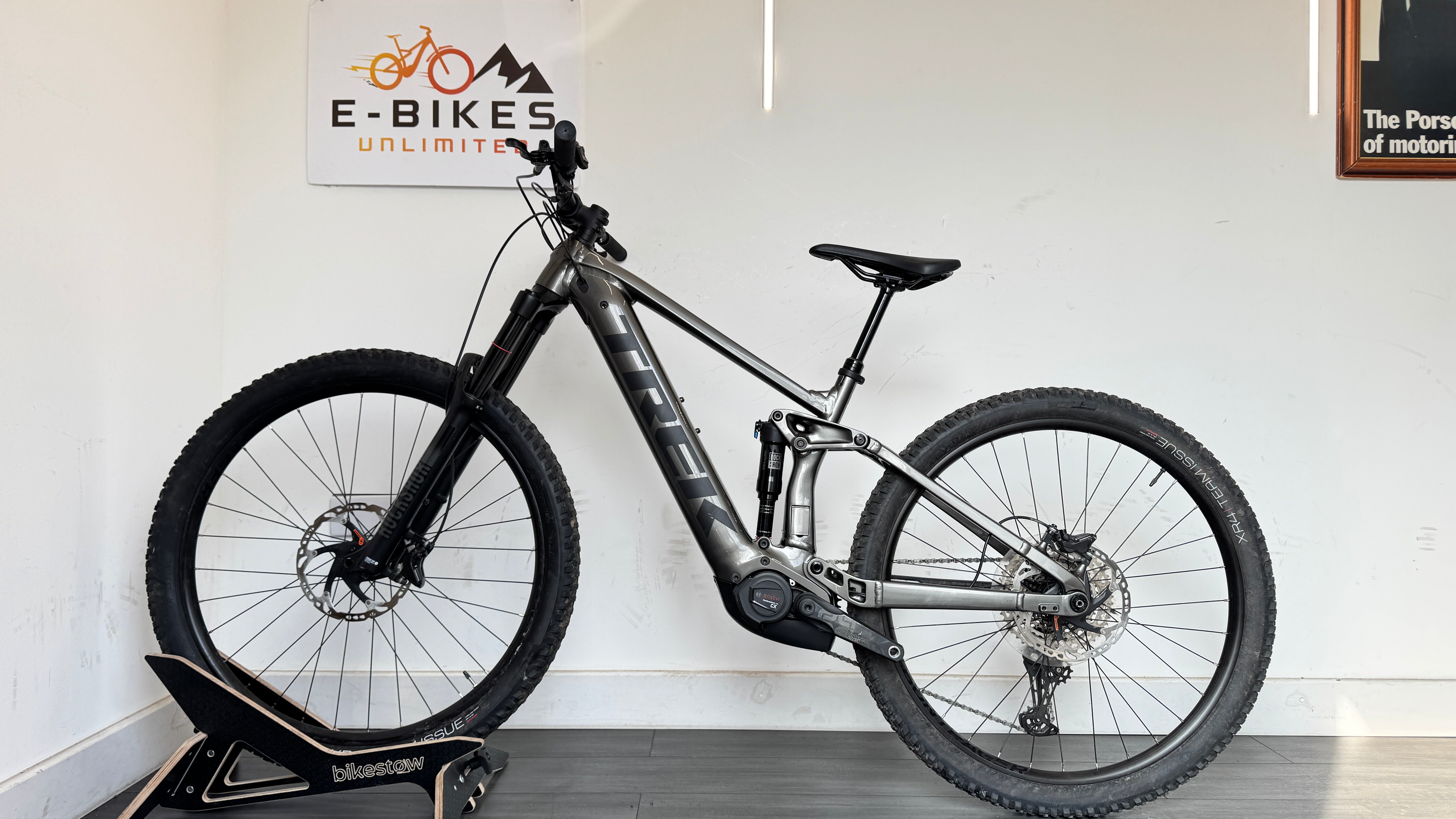 Trek Rail 5 625 MEDIUM Deore ELECTRIC Mountain Bike 2024 Mercury RRP £4000 Only 96 miles