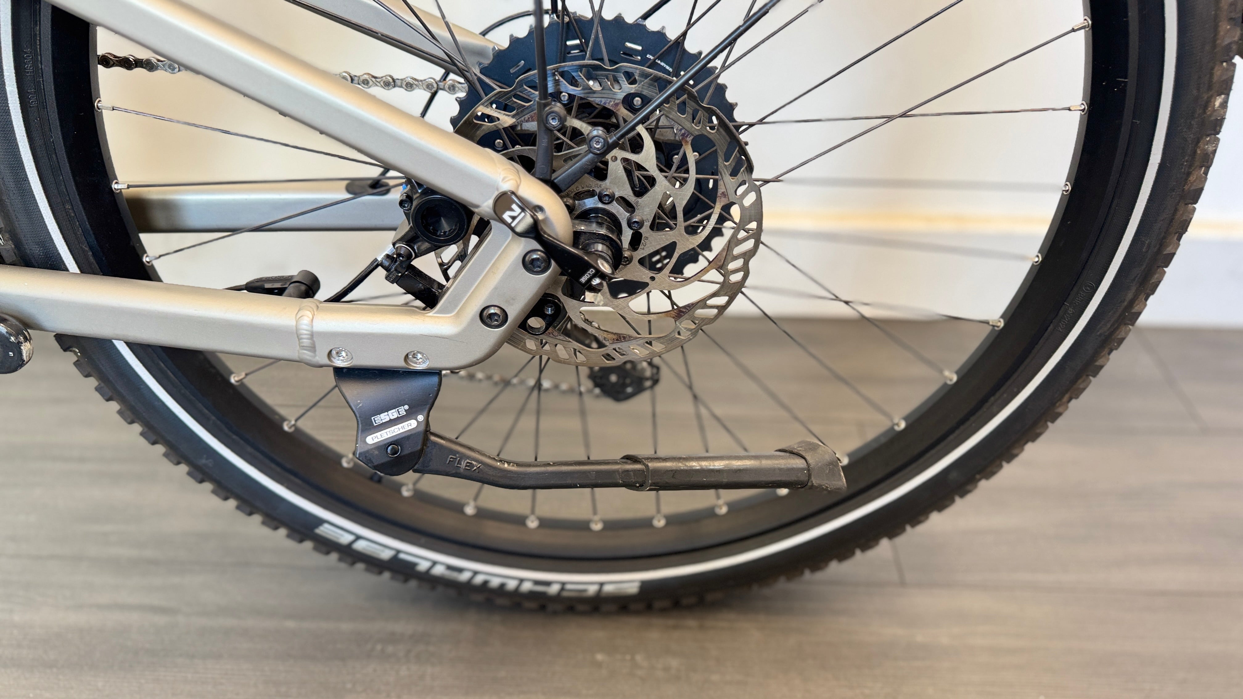 Riese and Muller Superdelite GT touring ELECTRIC Bike SMALL/MEDIUM 47cm Silver 681 miles