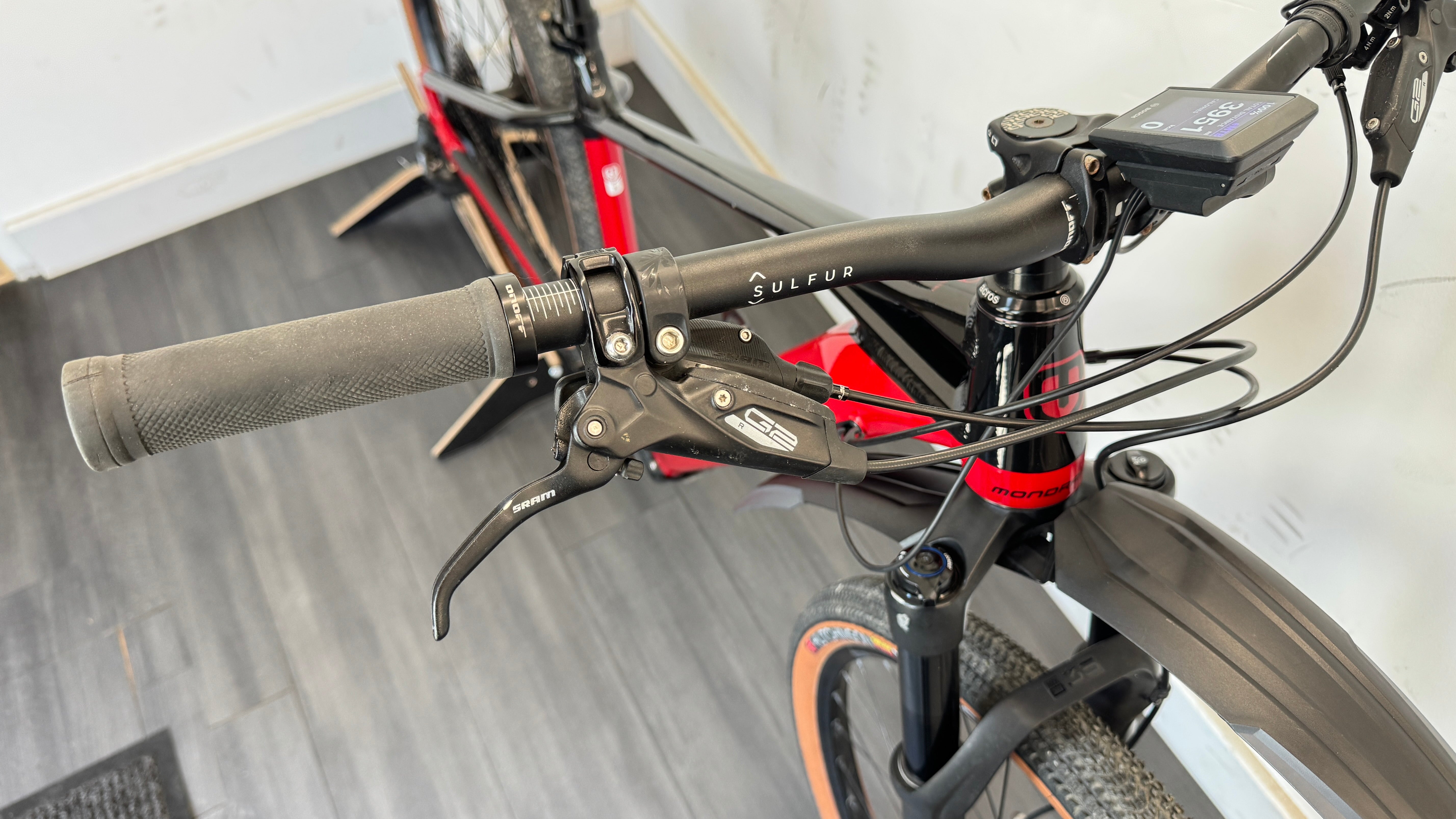 Mondraker Prime R MEDIUM Electric Bike 750Wh Bosch Kiox 300 29er 3951 miles