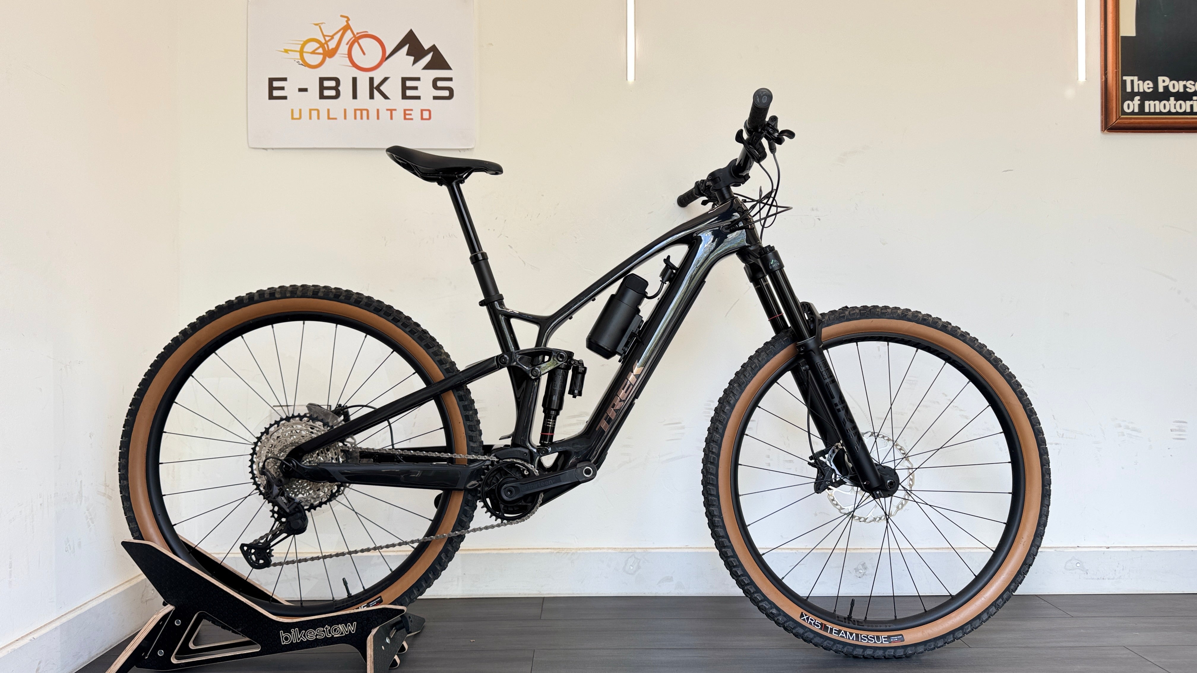 Trek Fuel EXe 9.7 SLX/XT Electric MEDIUM Mountain Bike 2025 Deep Smoke RRP £3300