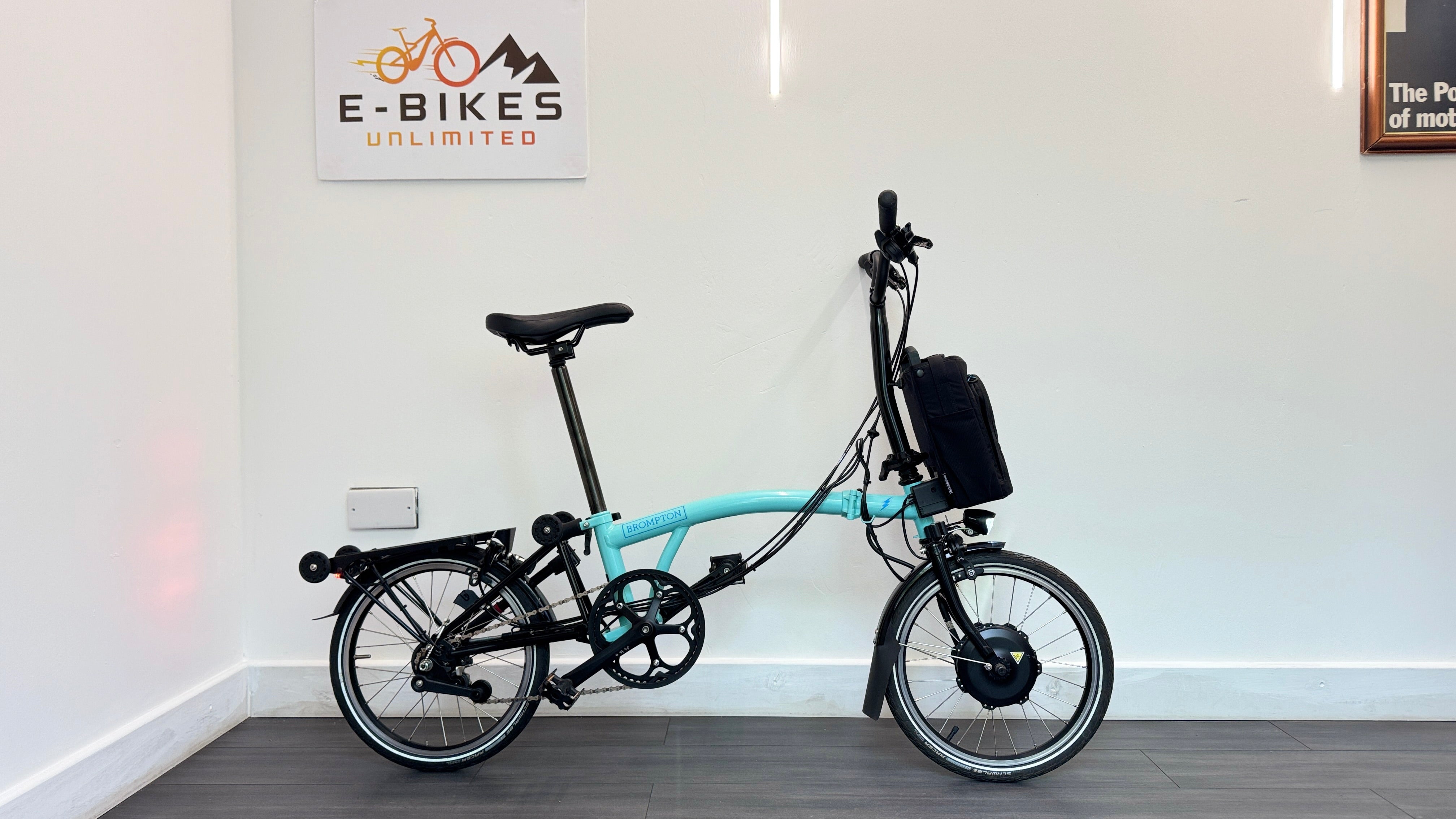 Brompton E-Bike Steel M6L Folding Electric Bike Turkish Green/Black and Rear Rack Excellent condition