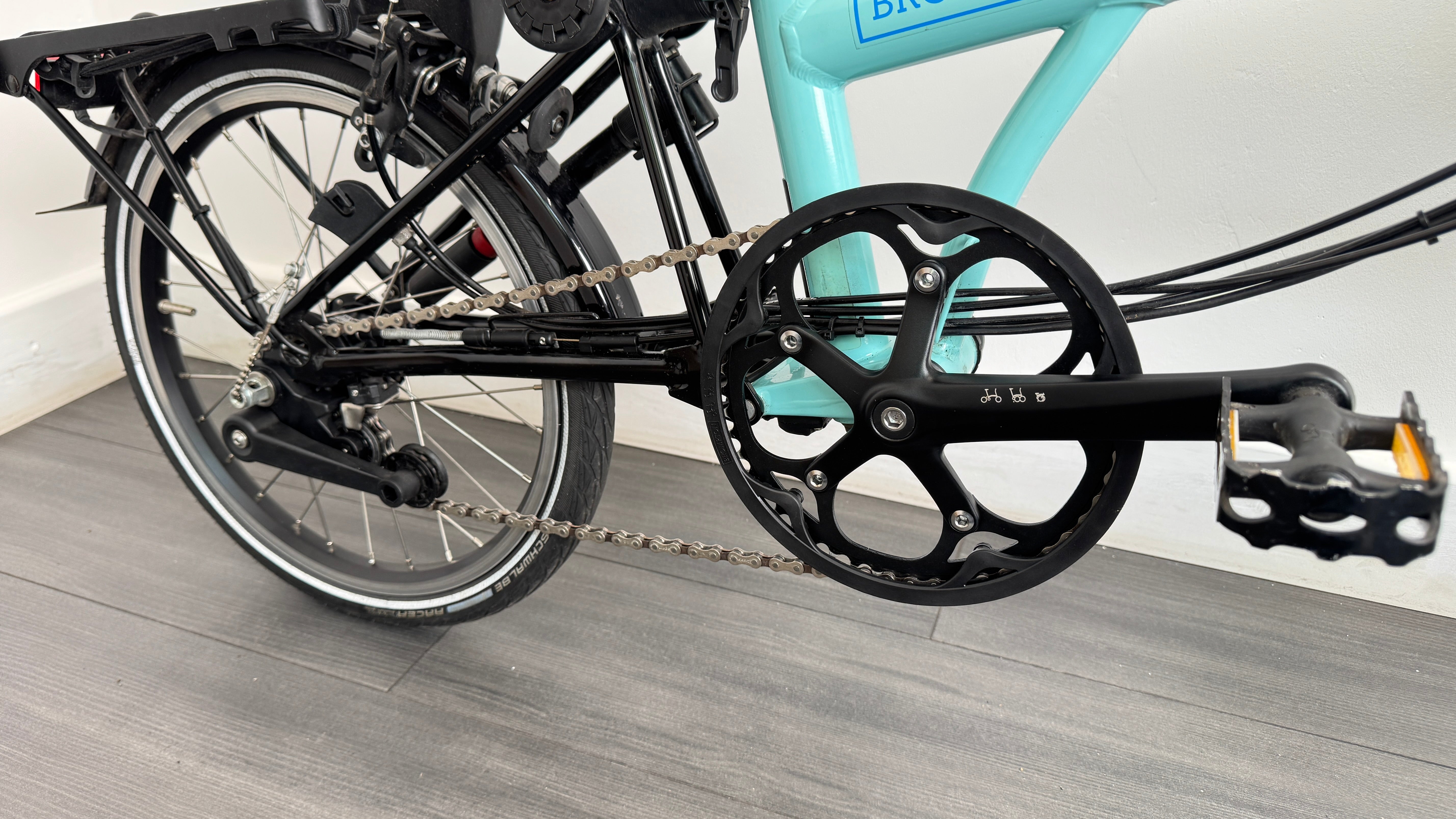 Brompton E-Bike Steel M6L Folding Electric Bike Turkish Green/Black and Rear Rack Excellent condition