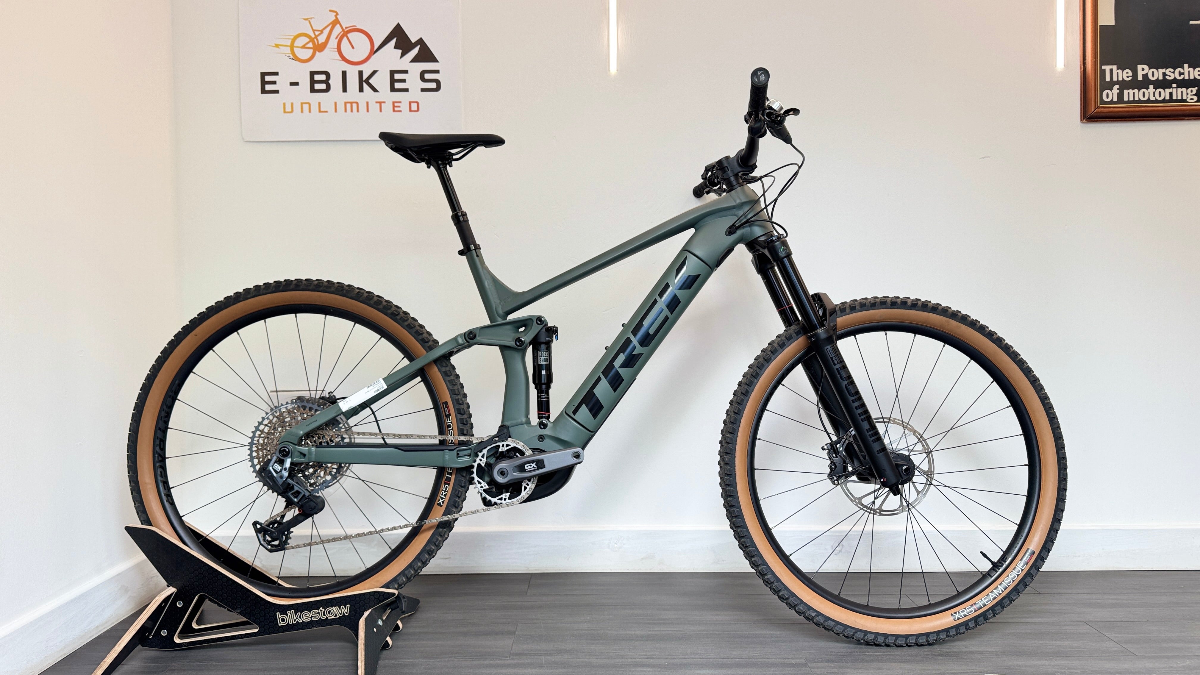 2024 Trek Rail 8 GX AXS EXTRA LARGE XL Electric Mountain Bike in Keswick Green ONLY 49 miles