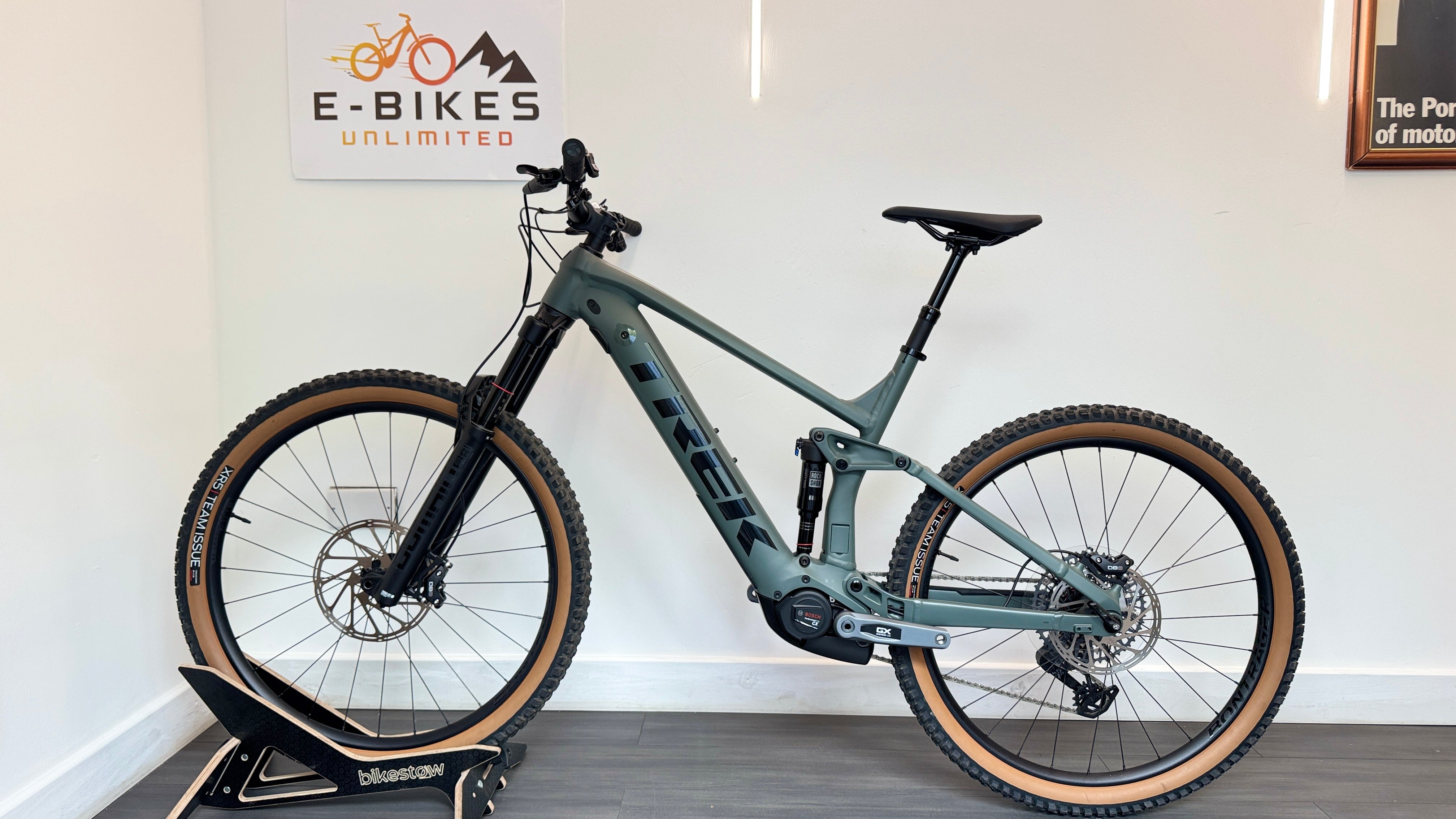 2024 Trek Rail 8 GX AXS EXTRA LARGE XL Electric Mountain Bike in Keswick Green ONLY 49 miles