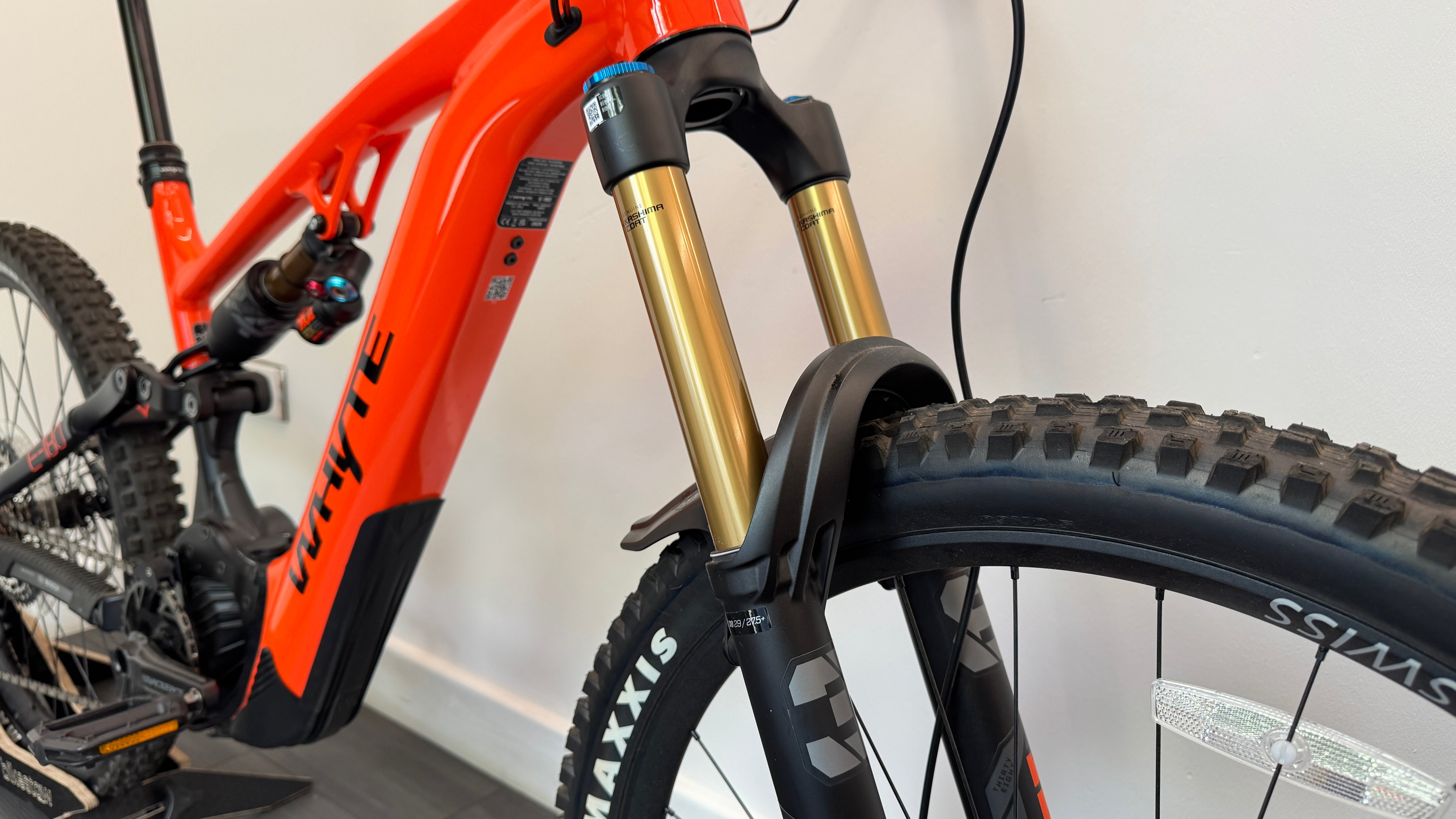 2025  Whyte E-180 RSX 29er/27.5 LARGE Electric Mountain Bike - Gloss Orange/Matt Black ONLY 60 miles