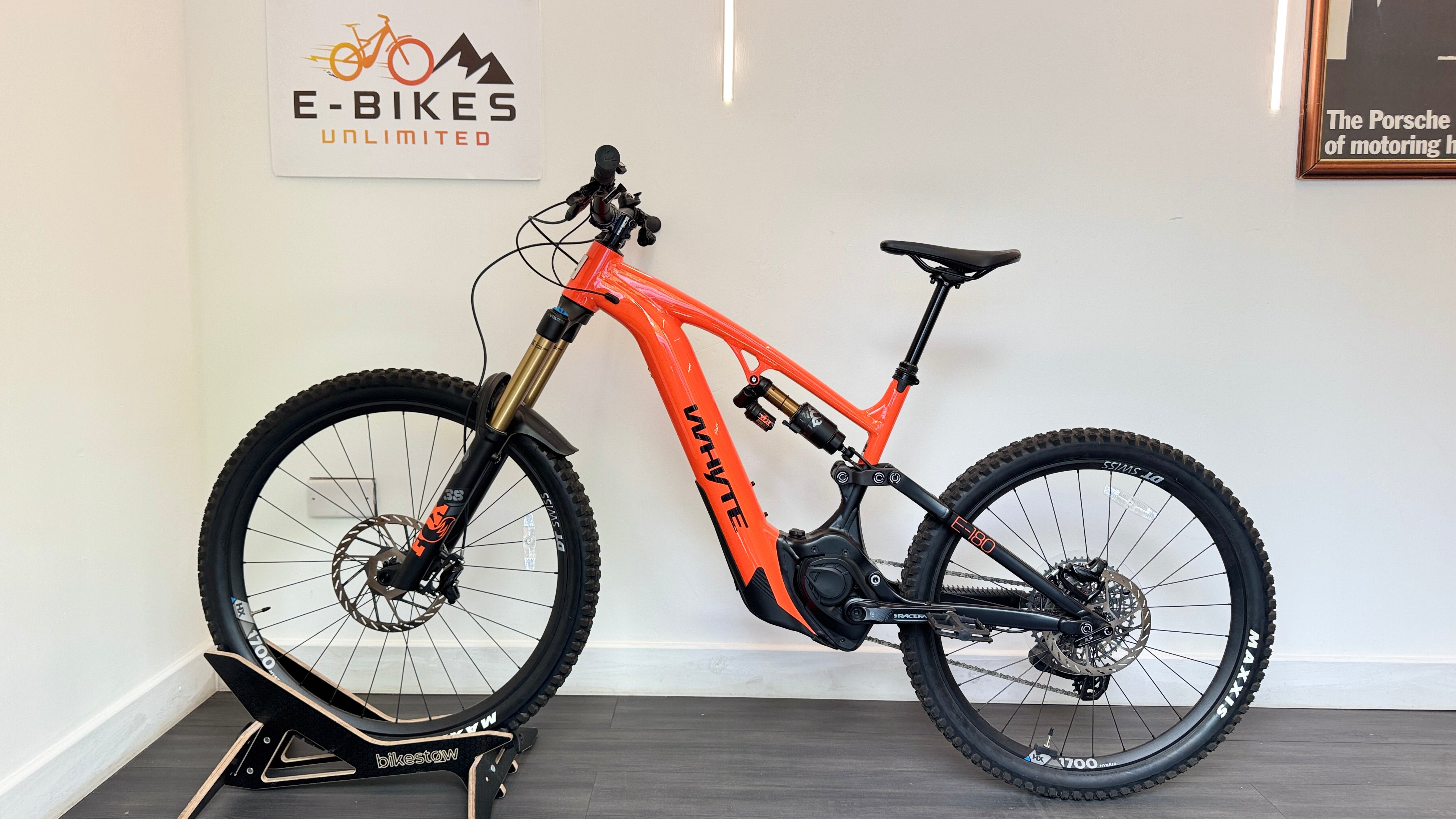 2025  Whyte E-180 RSX 29er/27.5 LARGE Electric Mountain Bike - Gloss Orange/Matt Black ONLY 60 miles