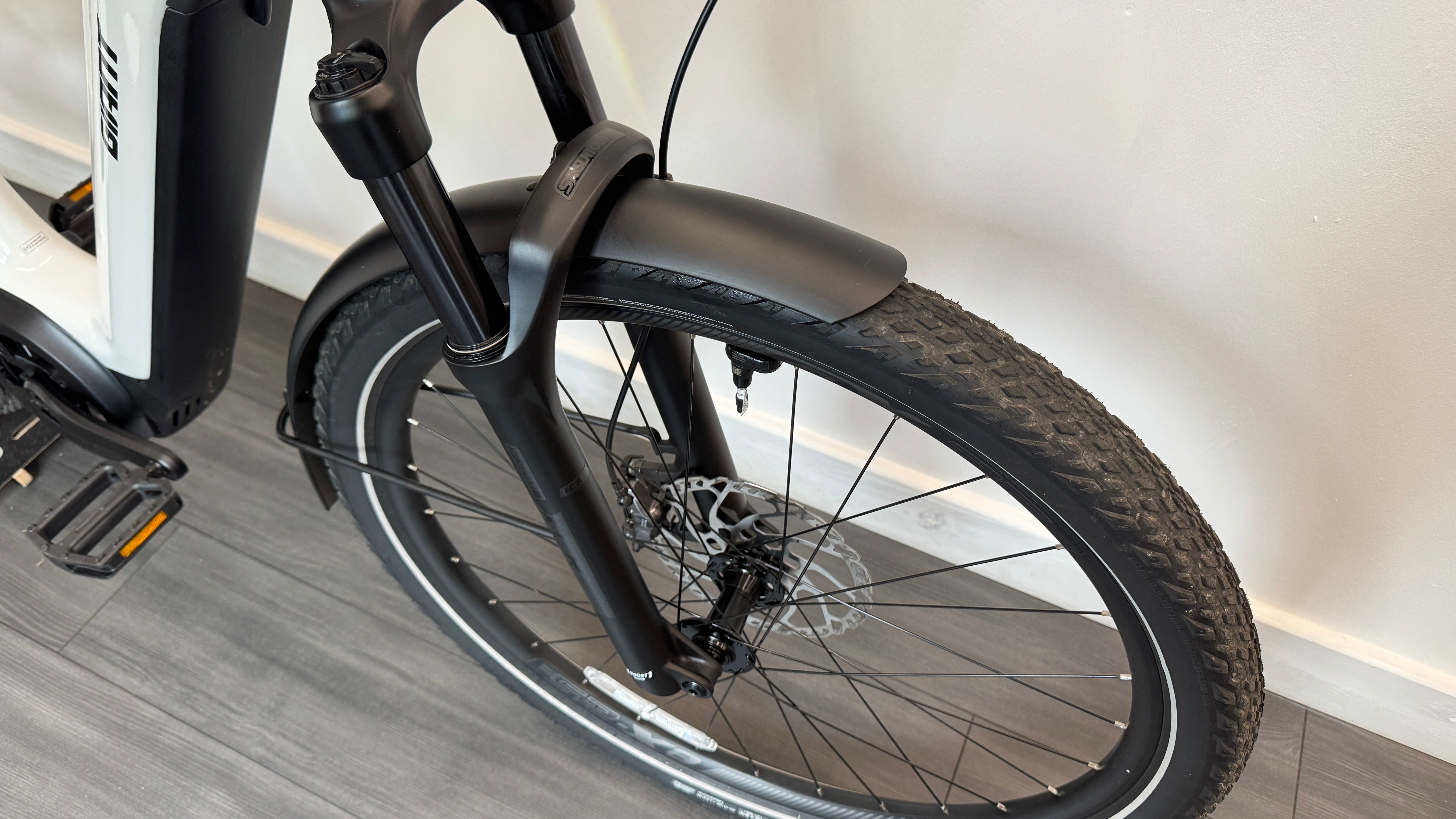 Giant Explore E+ 0 DD MEDIUM Electric Bike Enviolo Automatiq 800Wh battery Gates Carbon 116 miles Drive