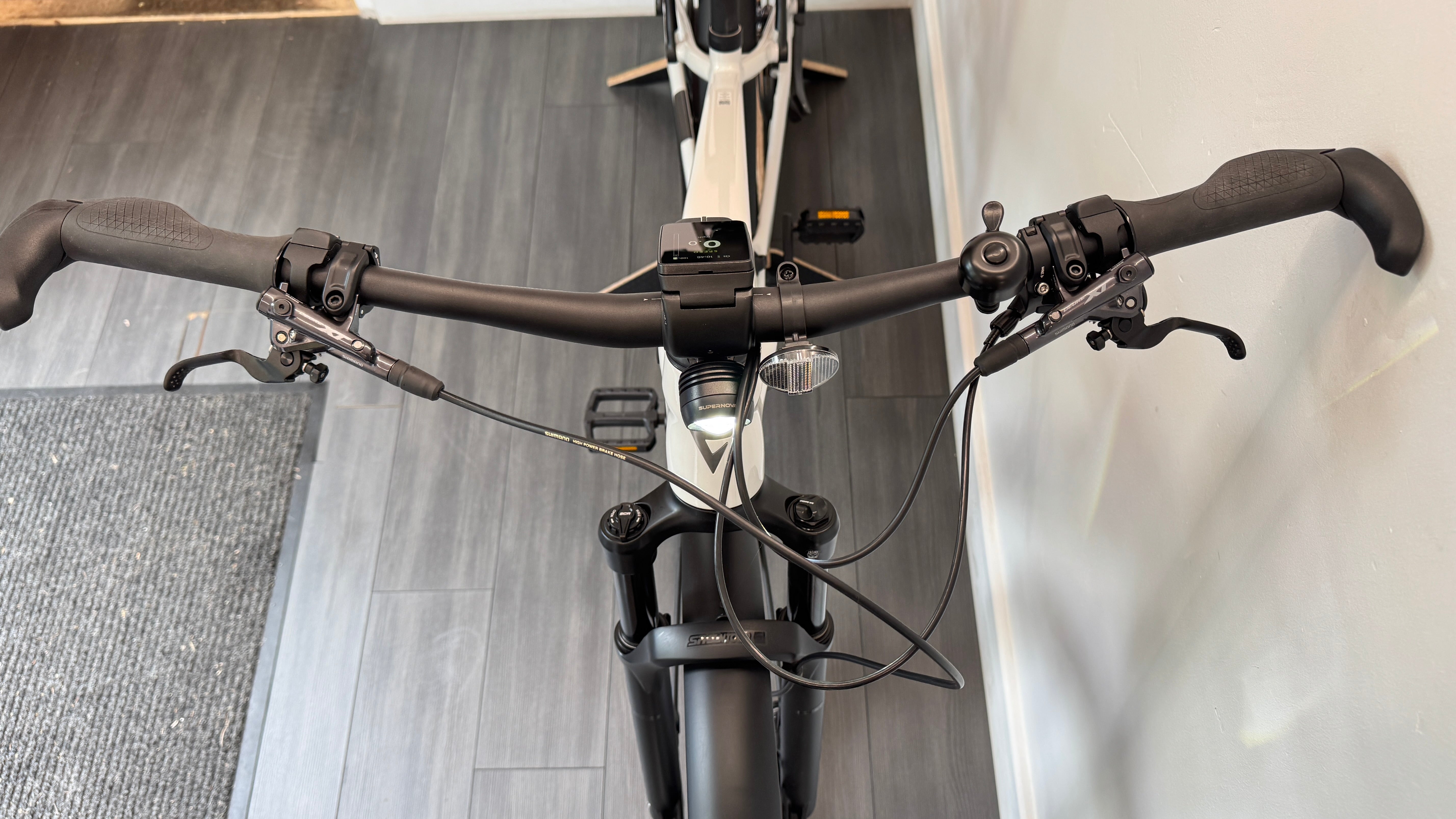 Giant Explore E+ 0 DD MEDIUM Electric Bike Enviolo Automatiq 800Wh battery Gates Carbon 116 miles Drive