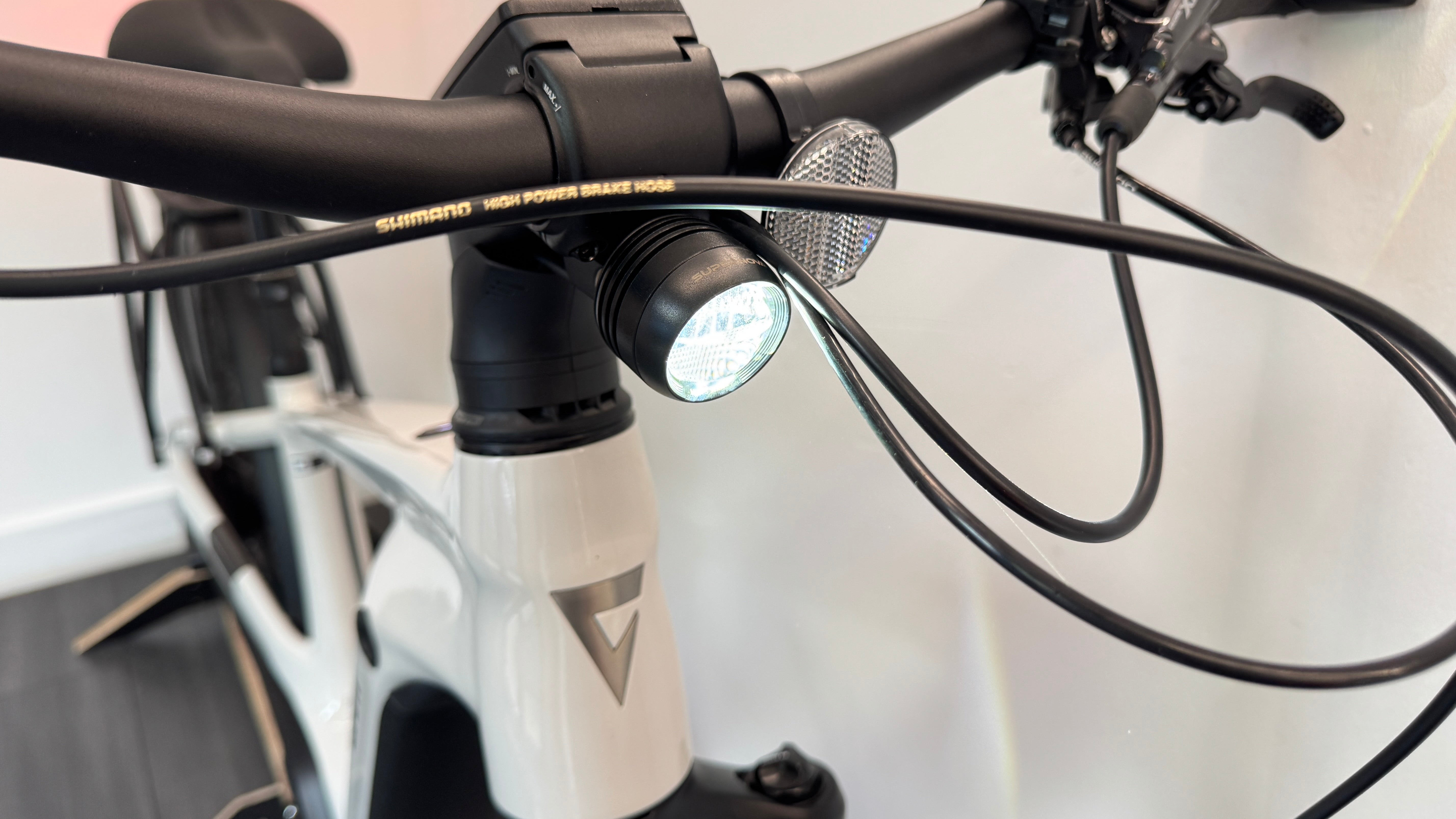 Giant Explore E+ 0 DD MEDIUM Electric Bike Enviolo Automatiq 800Wh battery Gates Carbon 116 miles Drive