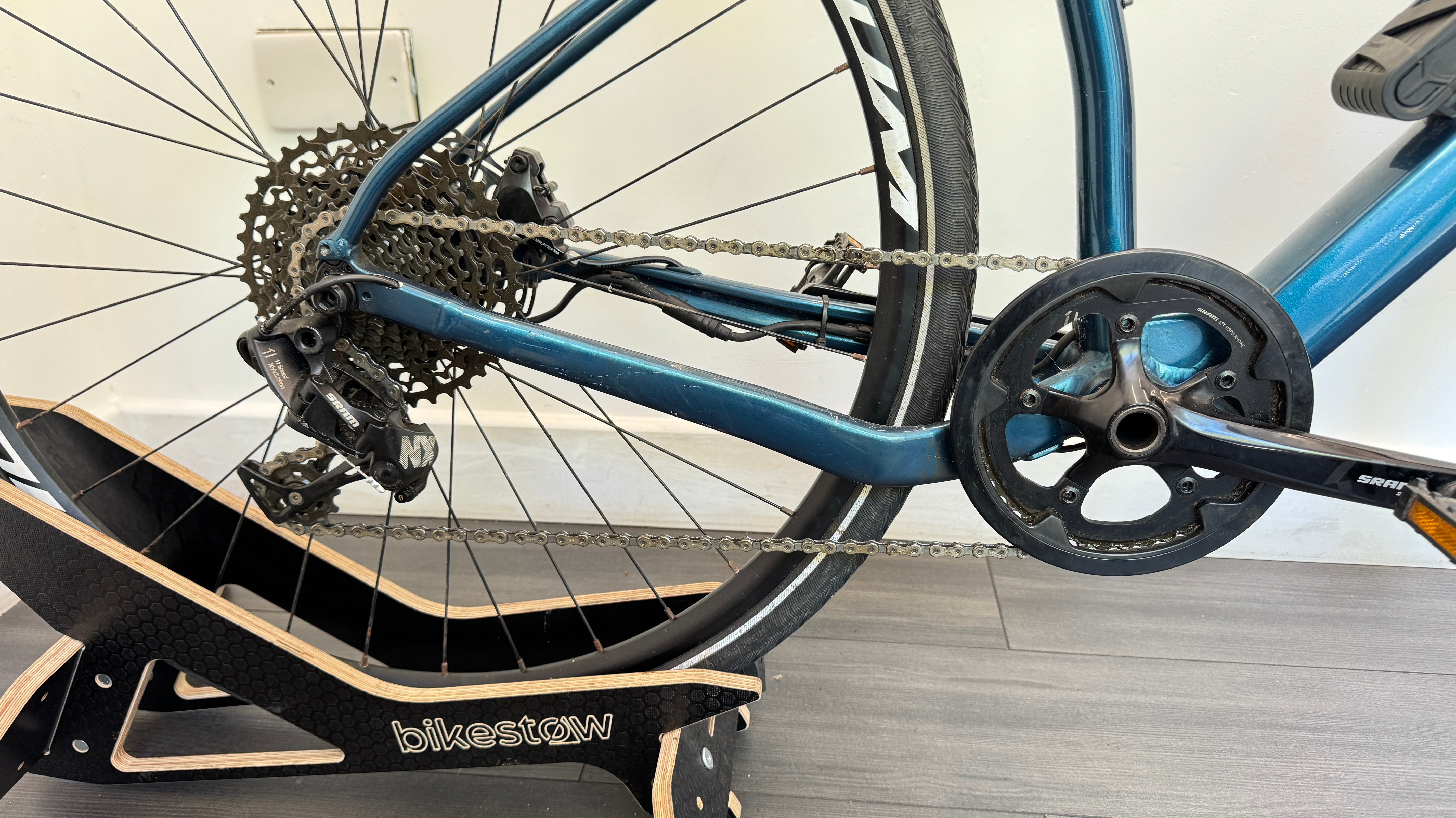 Ribble Al e hybrid MEDIUM Petrol Blue Electric Bike 753 miles Mahle X35 RRP £2950
