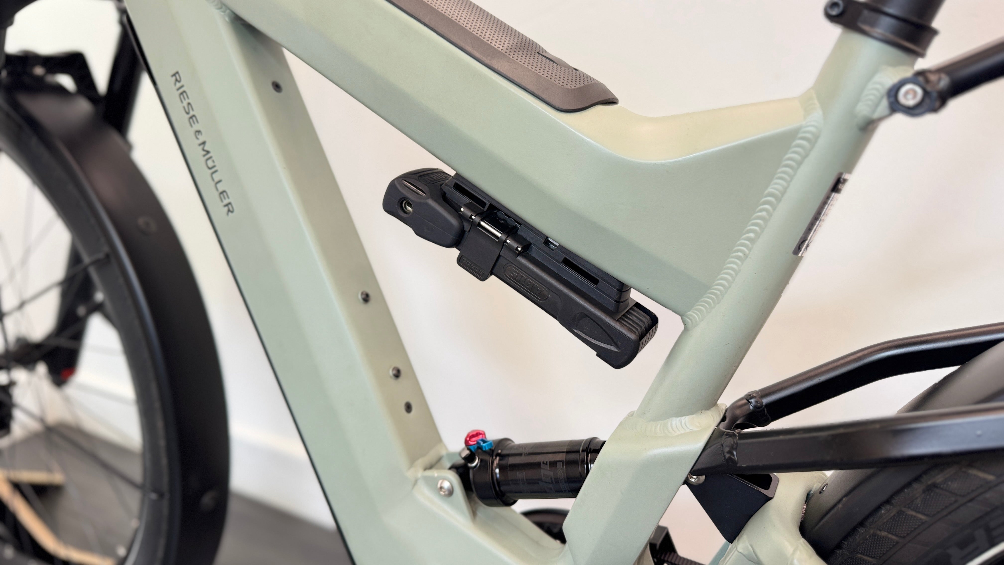 Riese & Muller Superdelite 51cm MEDIUM Enviolo Belt Drive Tundra Grey Double Battery Ebike Electric Bike