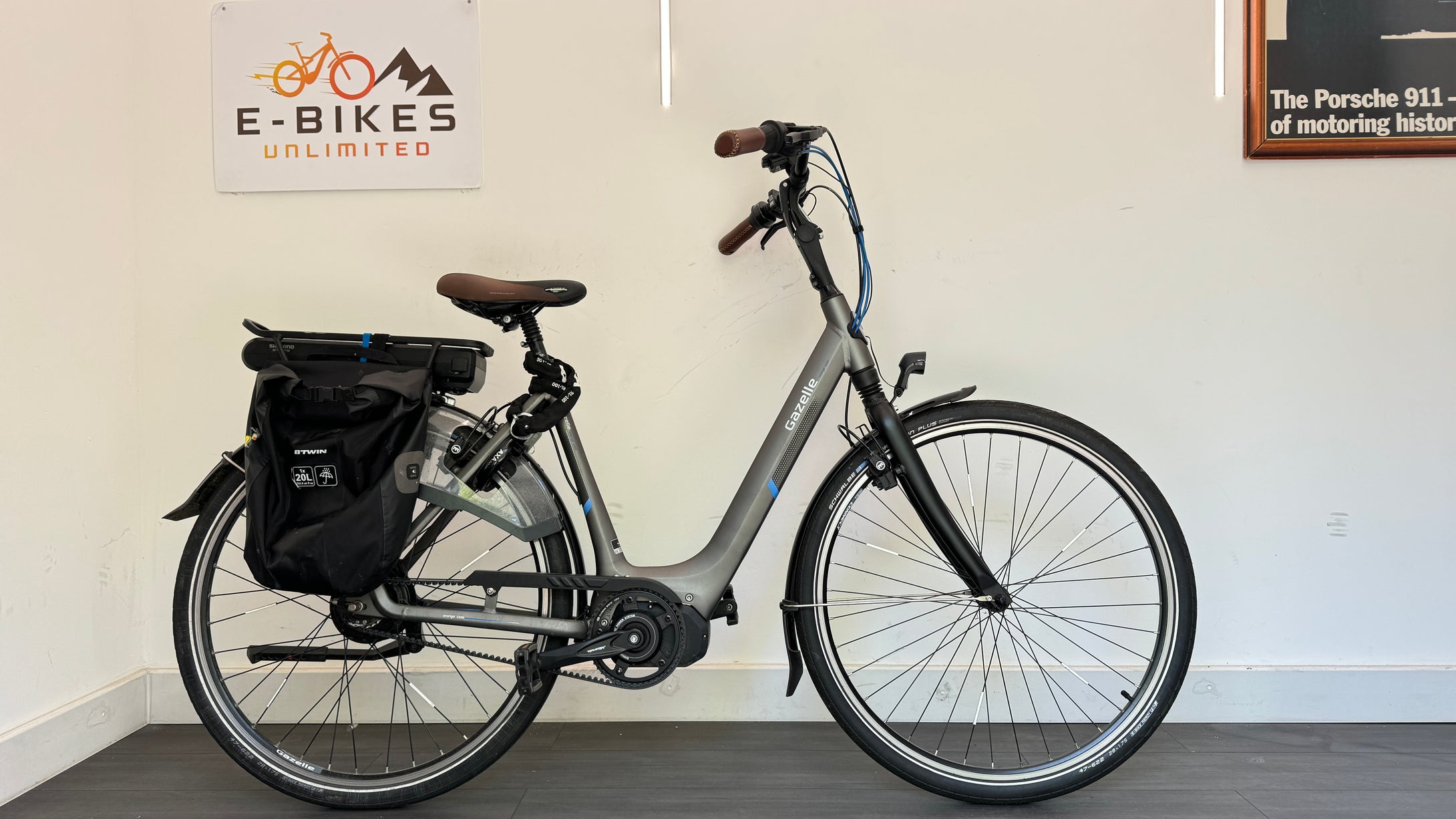Gazelle orange c330 Titanium Grey 53cm step through city ebike Shimano steps