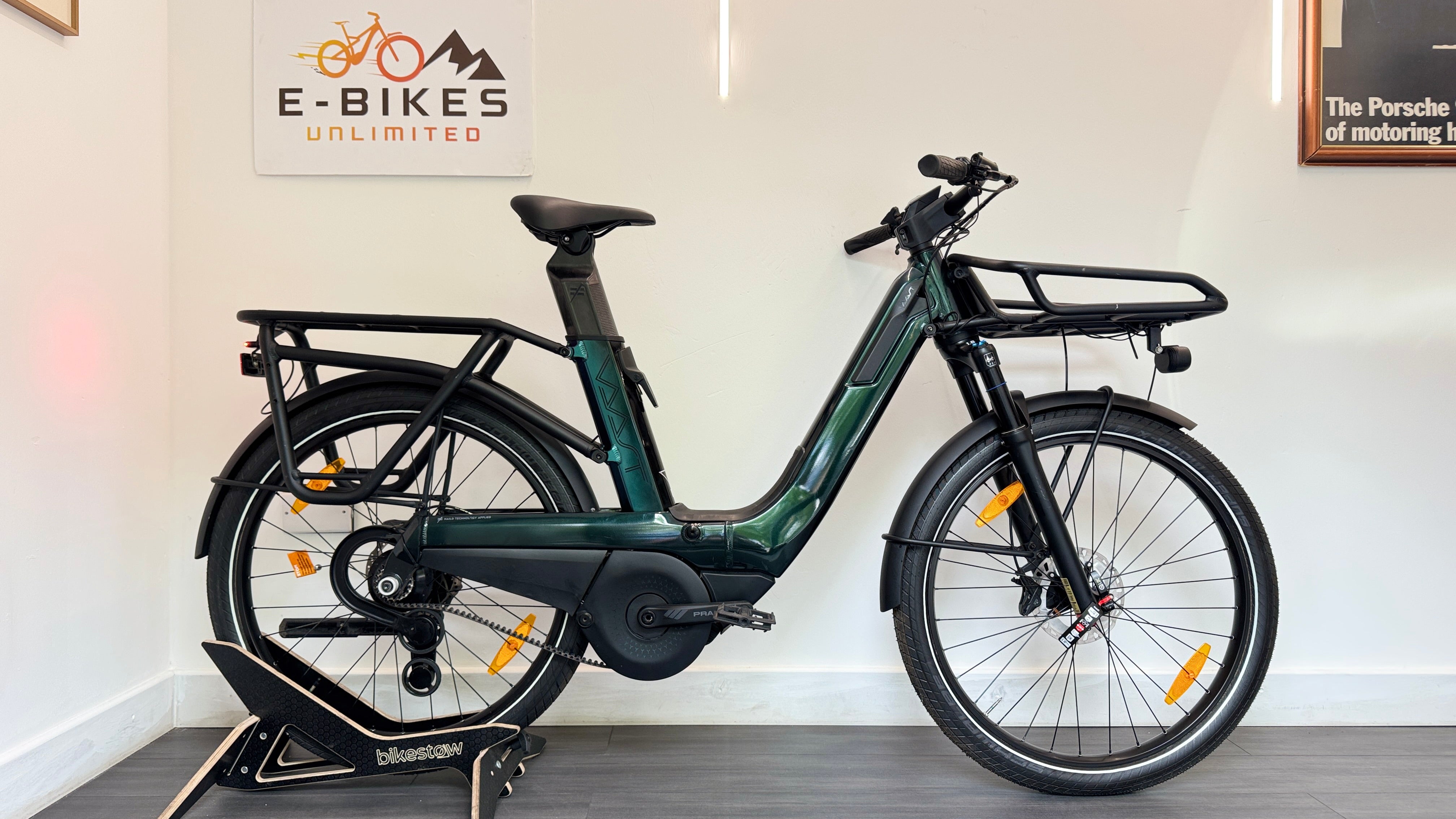 Vaast E/1 Rohloff E14 MEDIUM Electric Bike ebike Electric gears 500Wh Amazon Green