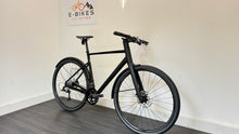 Load image into Gallery viewer, Scott Metrix 30 EQ Flat-Bar Road Bike BRAND NEW size LARGE 56cm
