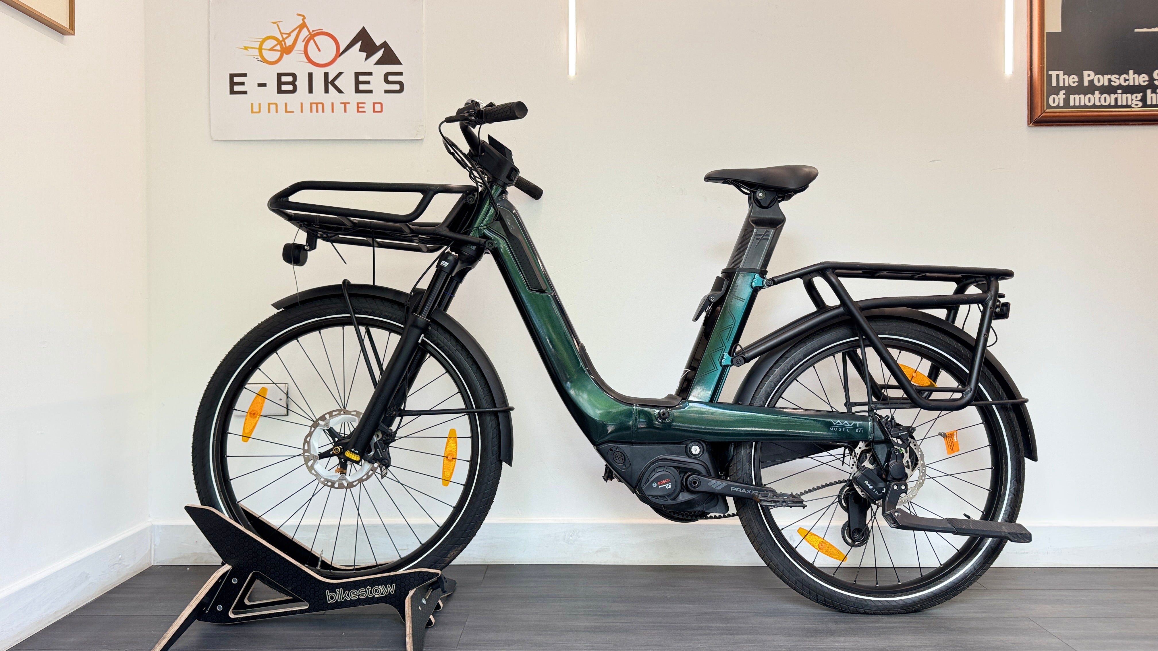 Vaast E/1 Rohloff E14 MEDIUM Electric Bike ebike Electric gears 500Wh Amazon Green