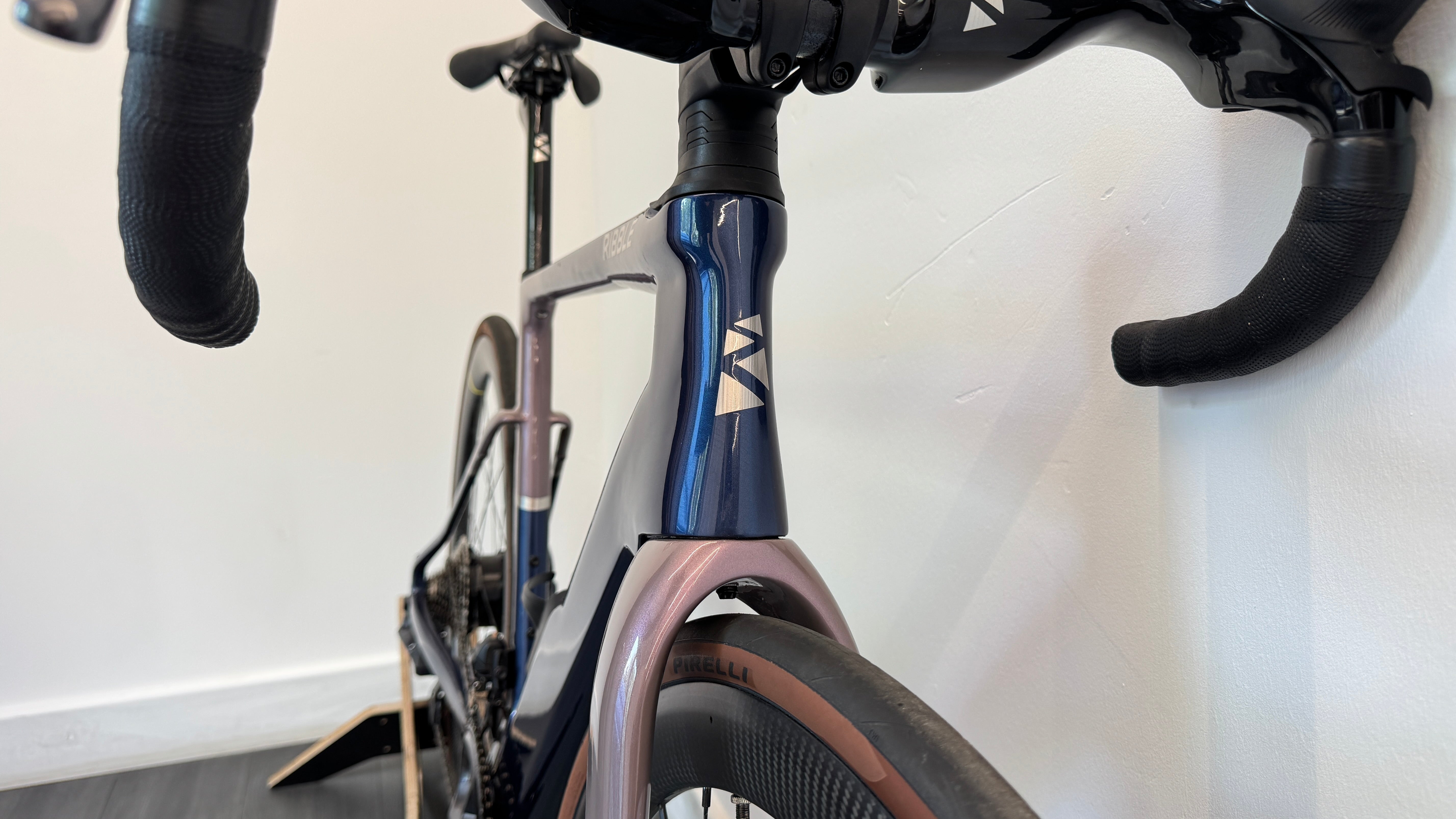Ribble Allroad SL R e Blue MEDIUM Ultegra Di2 RRP £6099 Mahle X20 350Wh battery Mavic Cosmic SL45