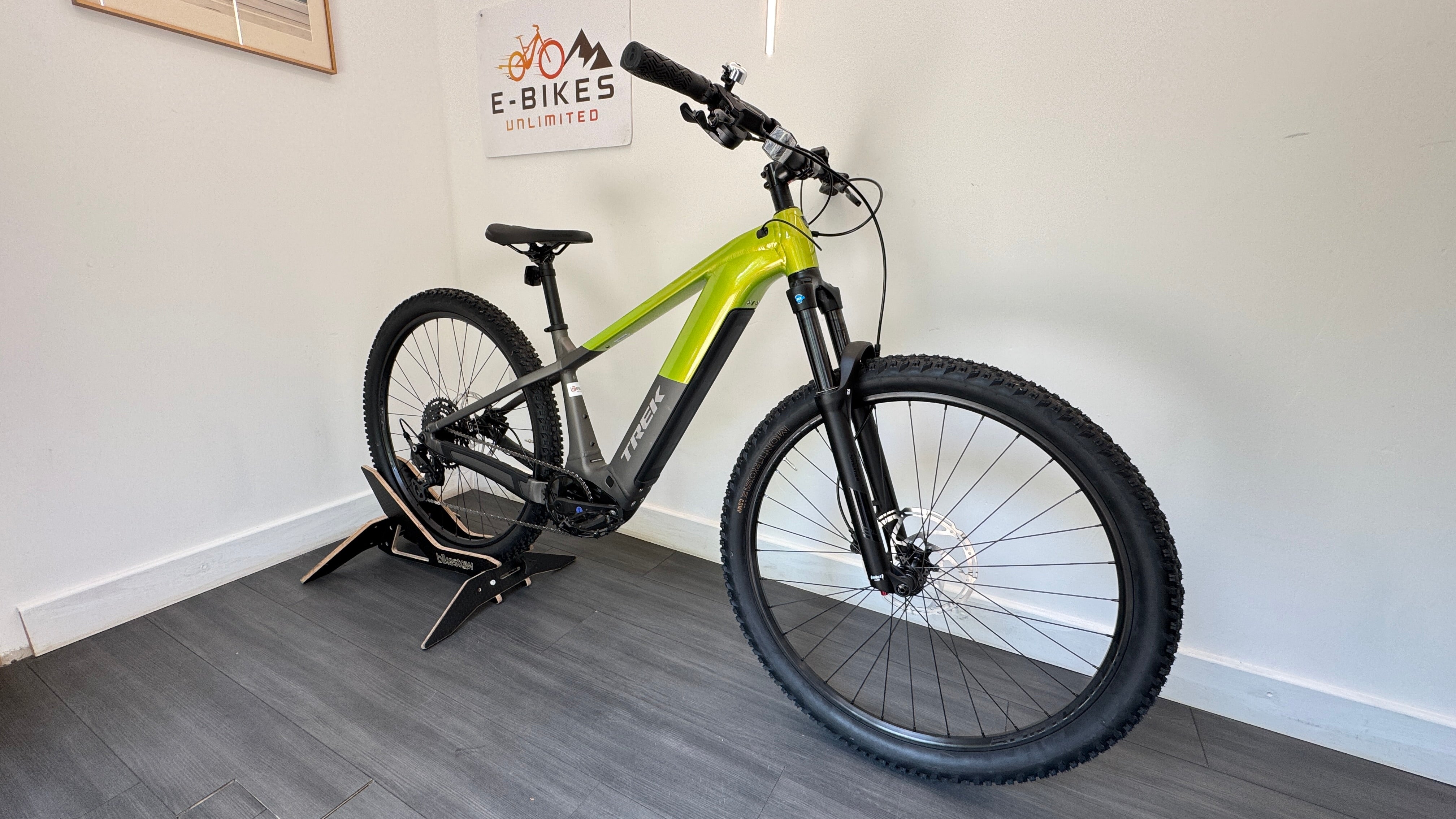 Trek Powerfly+ 4 Gen 5 120Nm MEDIUM Matte Mercury/Gloss Power Surge Electric Bike