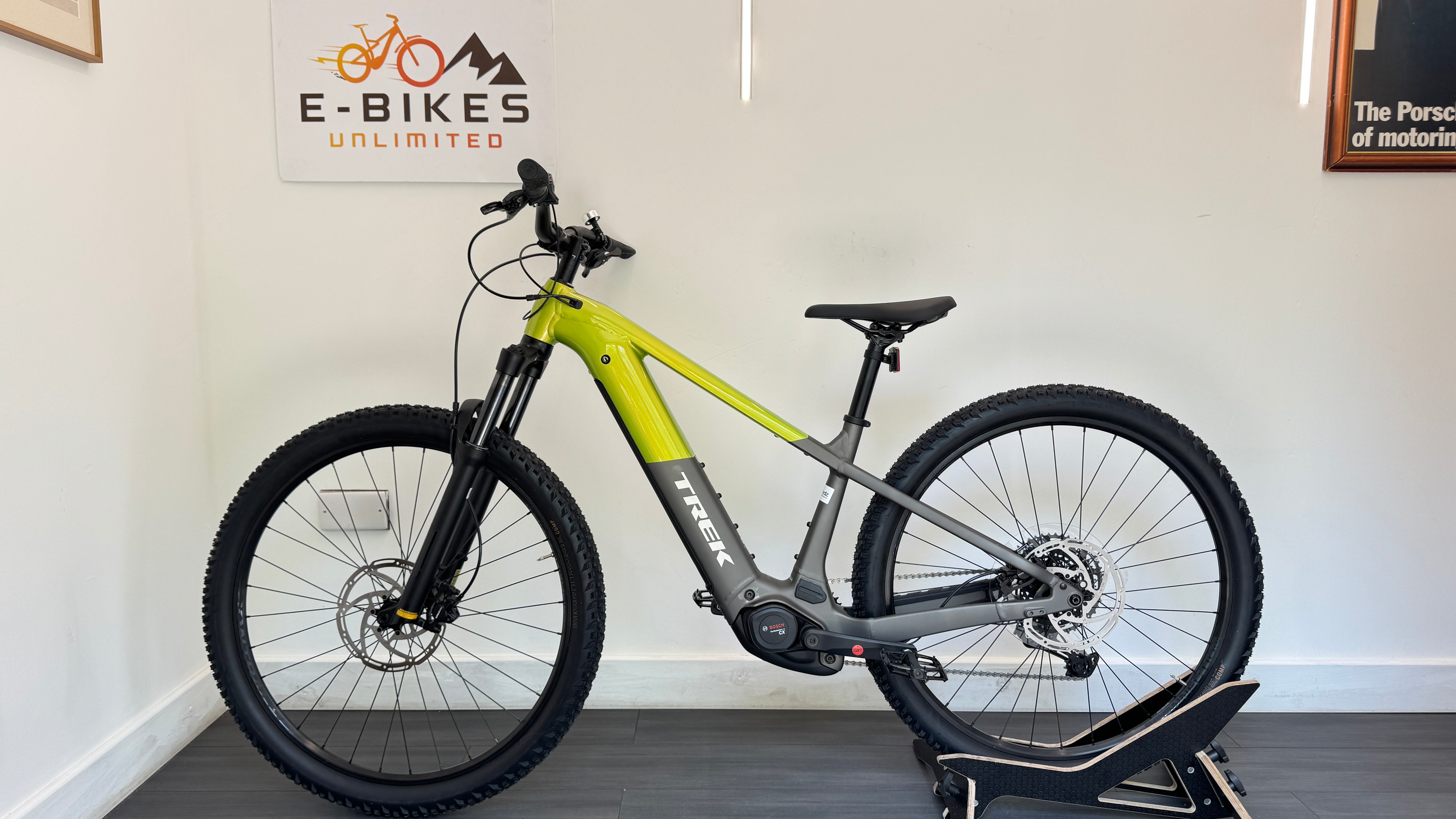 Trek Powerfly+ 4 Gen 5 120Nm MEDIUM Matte Mercury/Gloss Power Surge Electric Bike