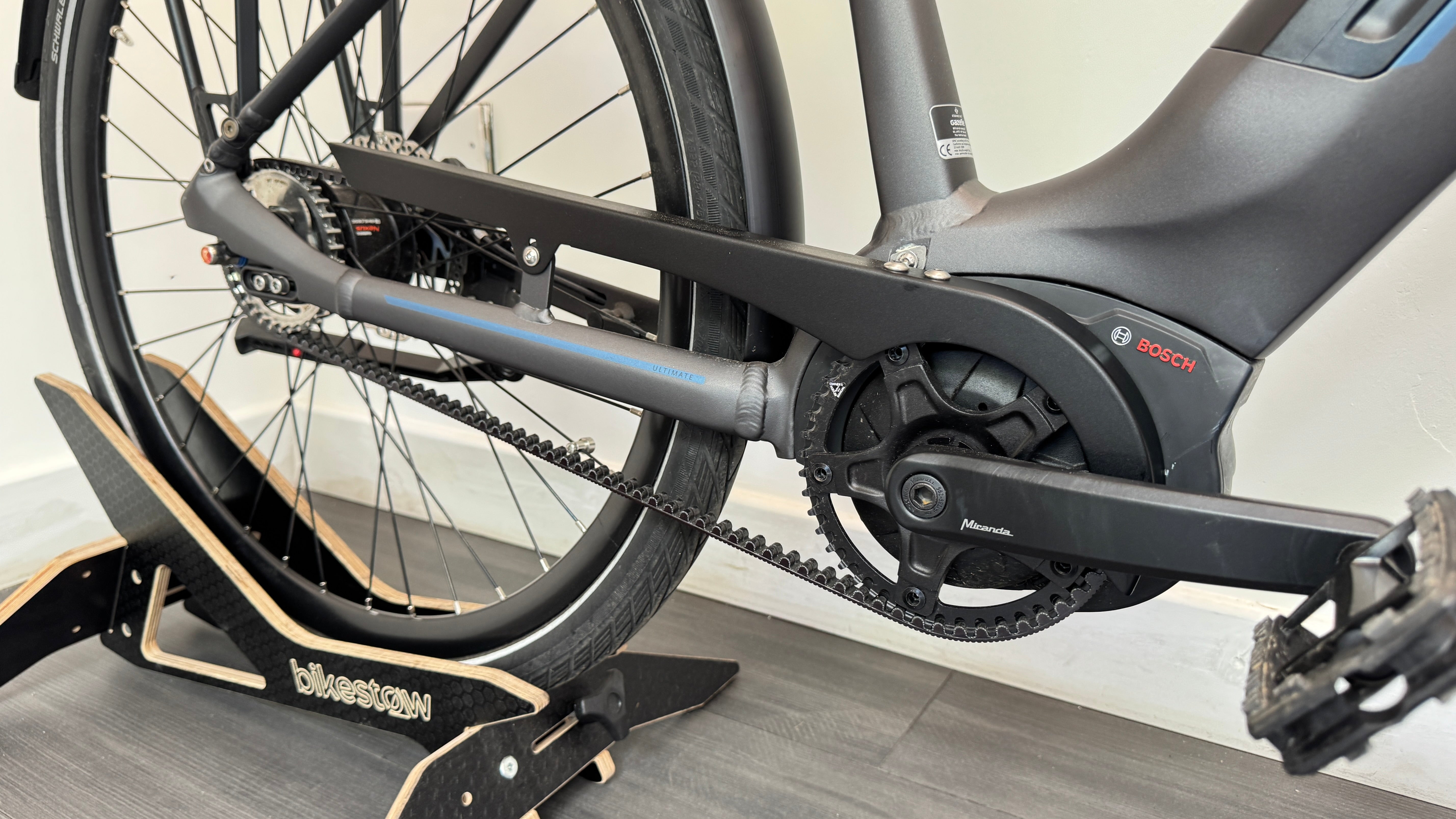 Gazelle Ultimate C5 HMB SMALL 49cm Electric Hybrid Bike Ebike Nexus Belt Drive 500Wh RRP £3499